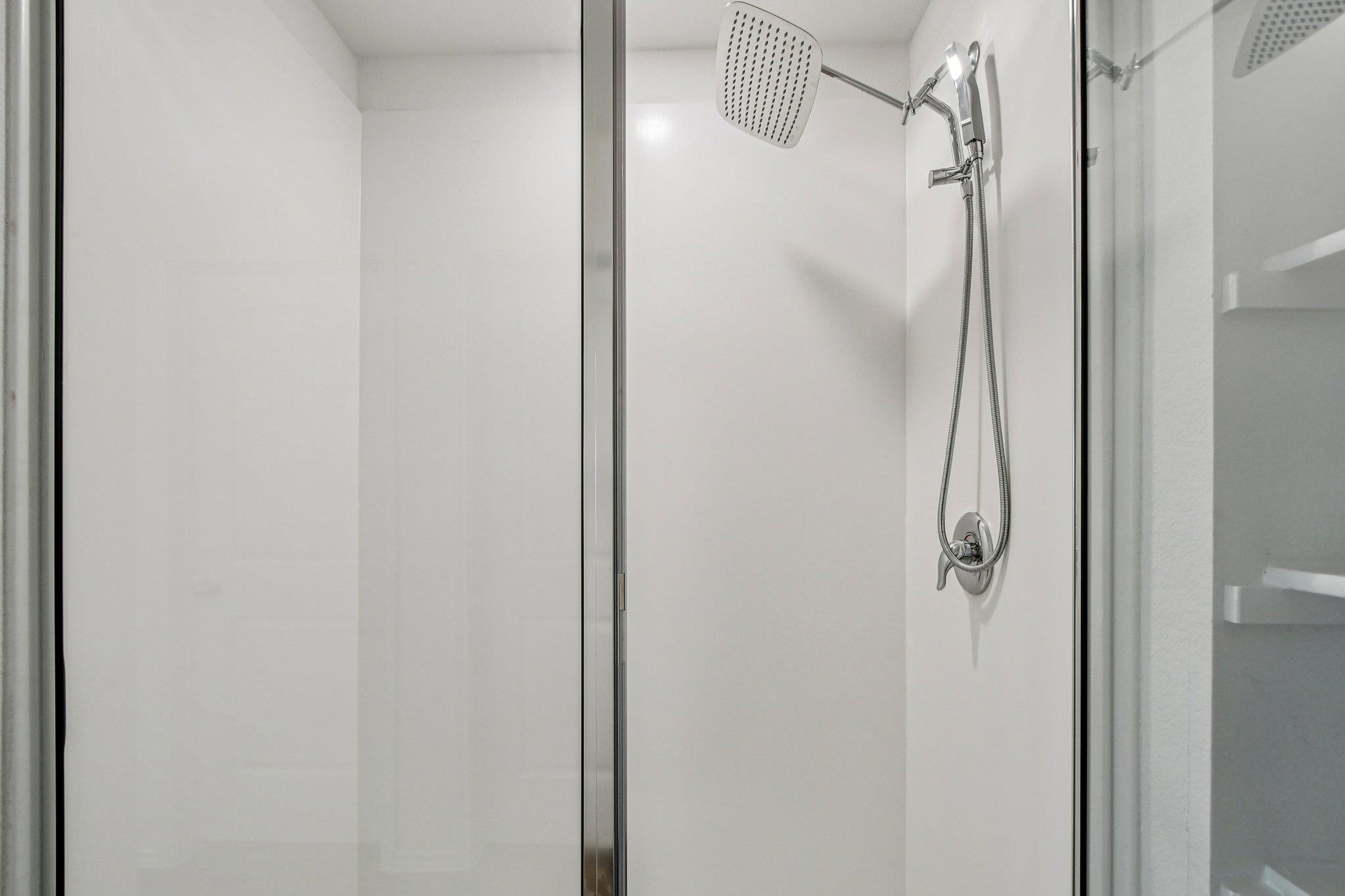 519 Sandringham Loop, Kyle, TX 78640