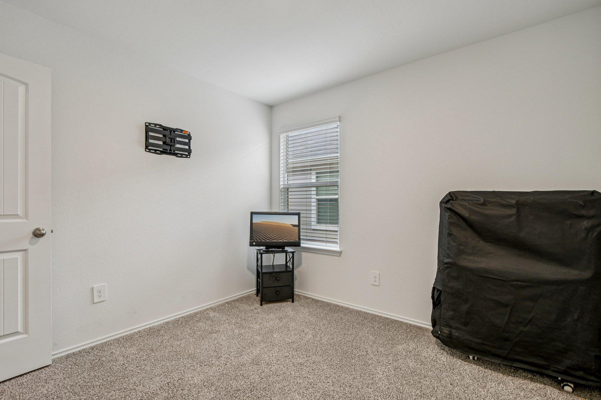 519 Sandringham Loop, Kyle, TX 78640