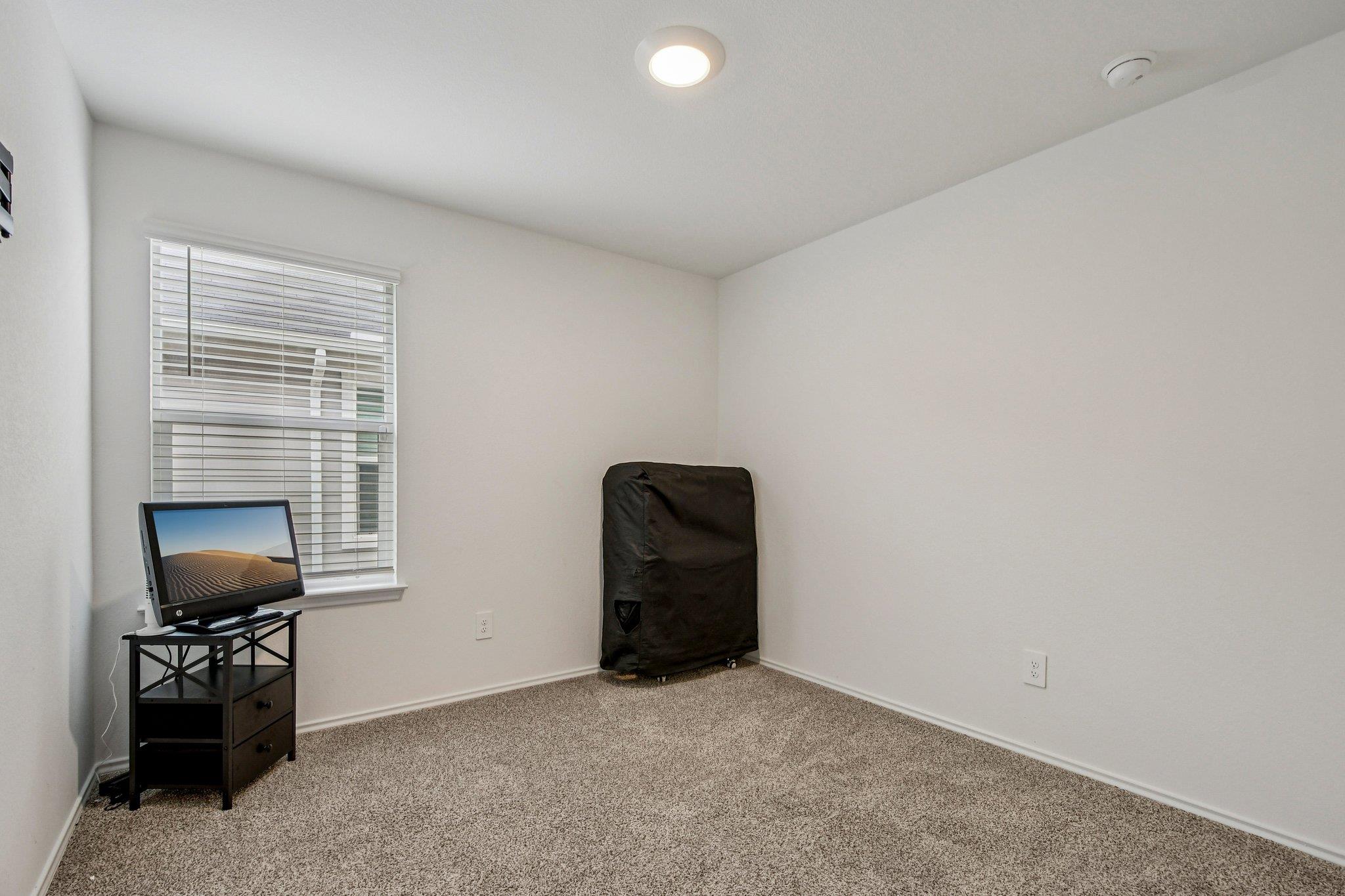 519 Sandringham Loop, Kyle, TX 78640