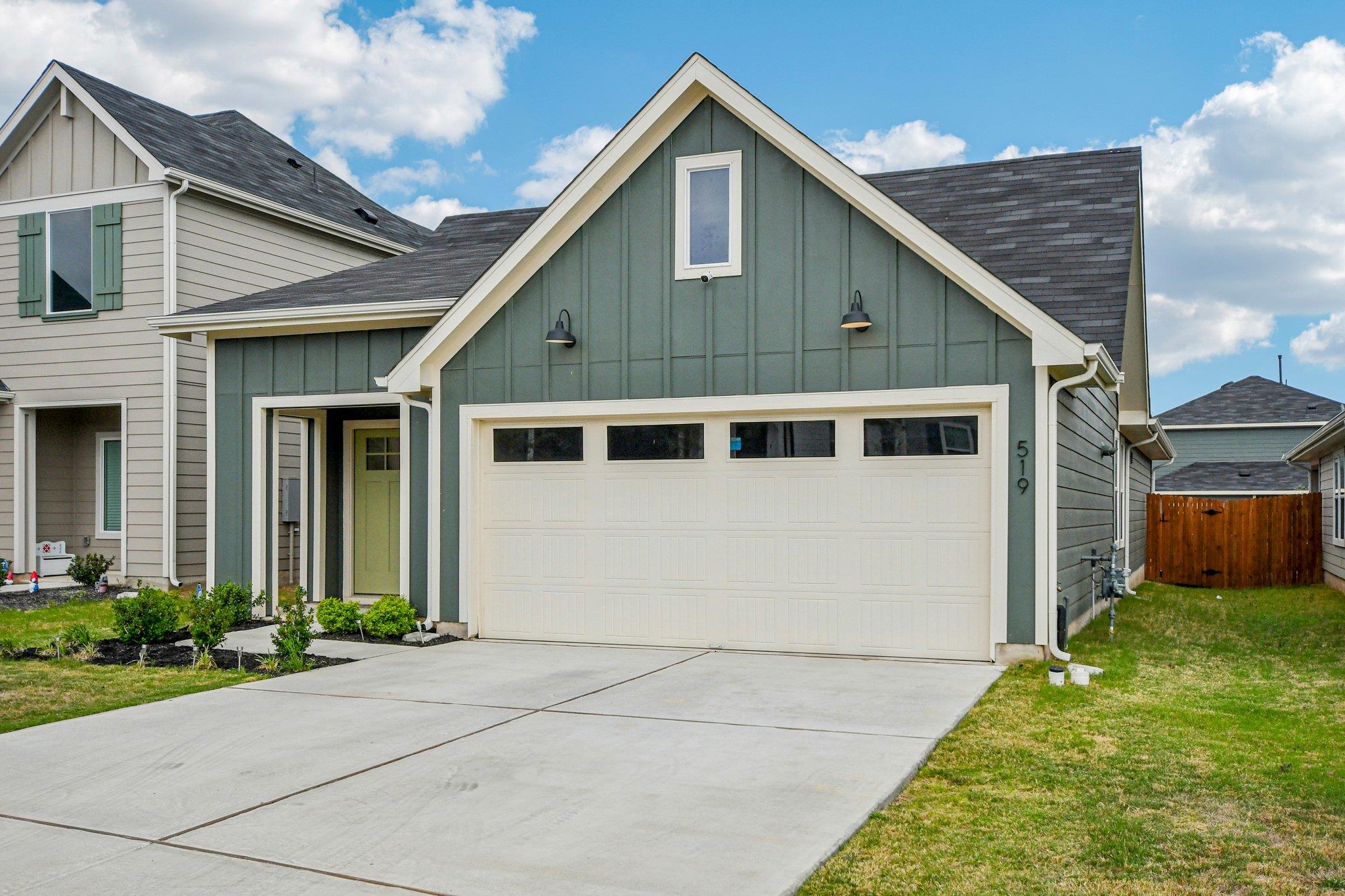 519 Sandringham Loop, Kyle, TX 78640