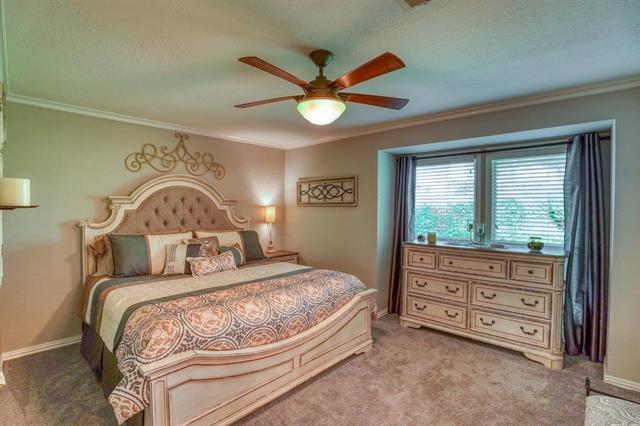 1215 Hi Stirrup # 126, Horseshoe Bay, TX 78657