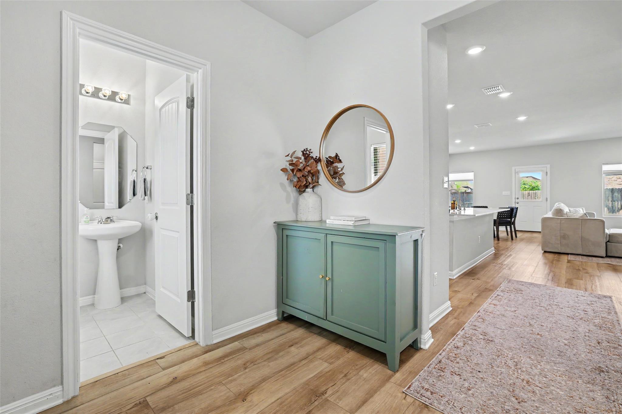 310 Running M St, Georgetown, TX 78633