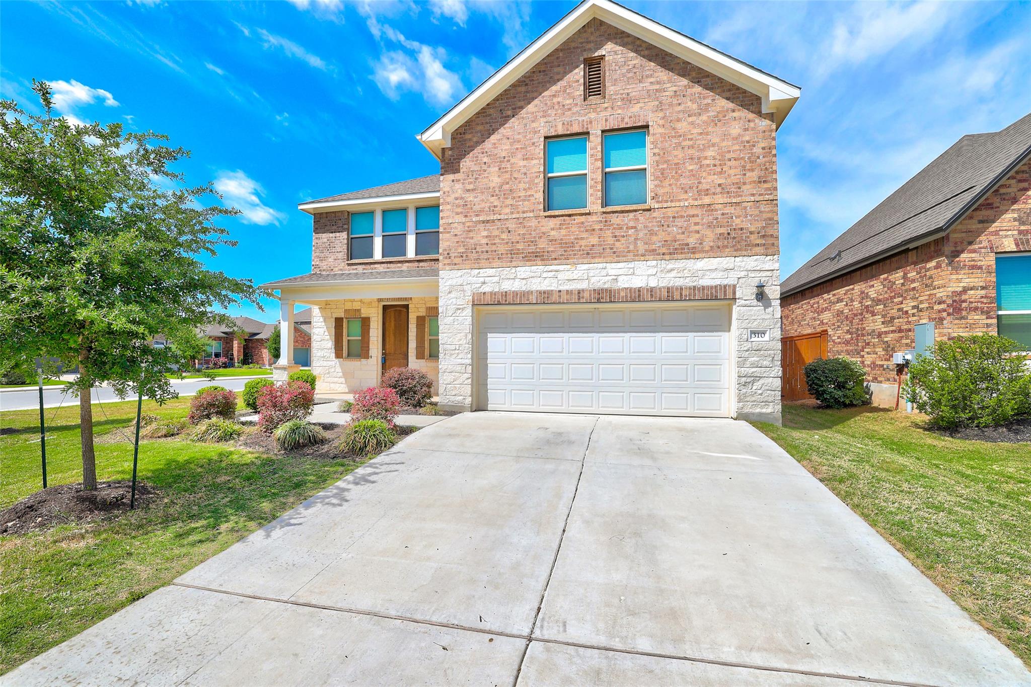 310 Running M St, Georgetown, TX 78633