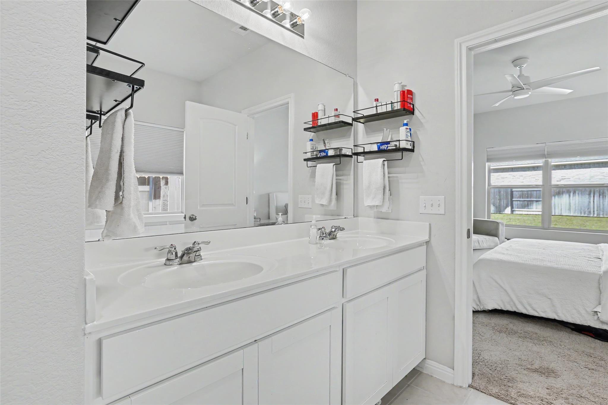 310 Running M St, Georgetown, TX 78633