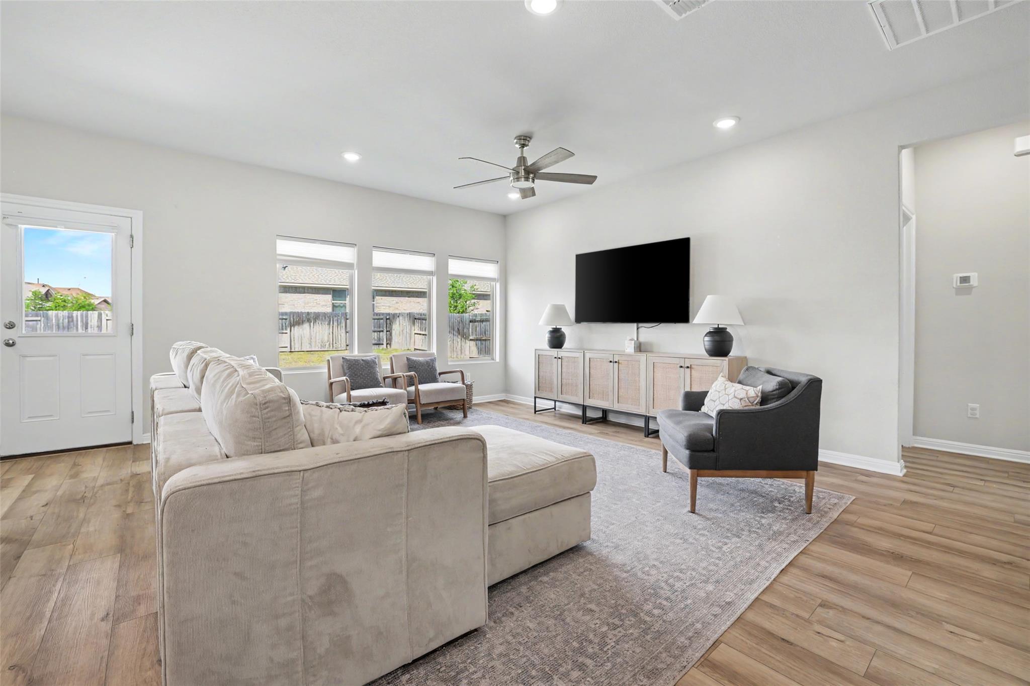 310 Running M St, Georgetown, TX 78633