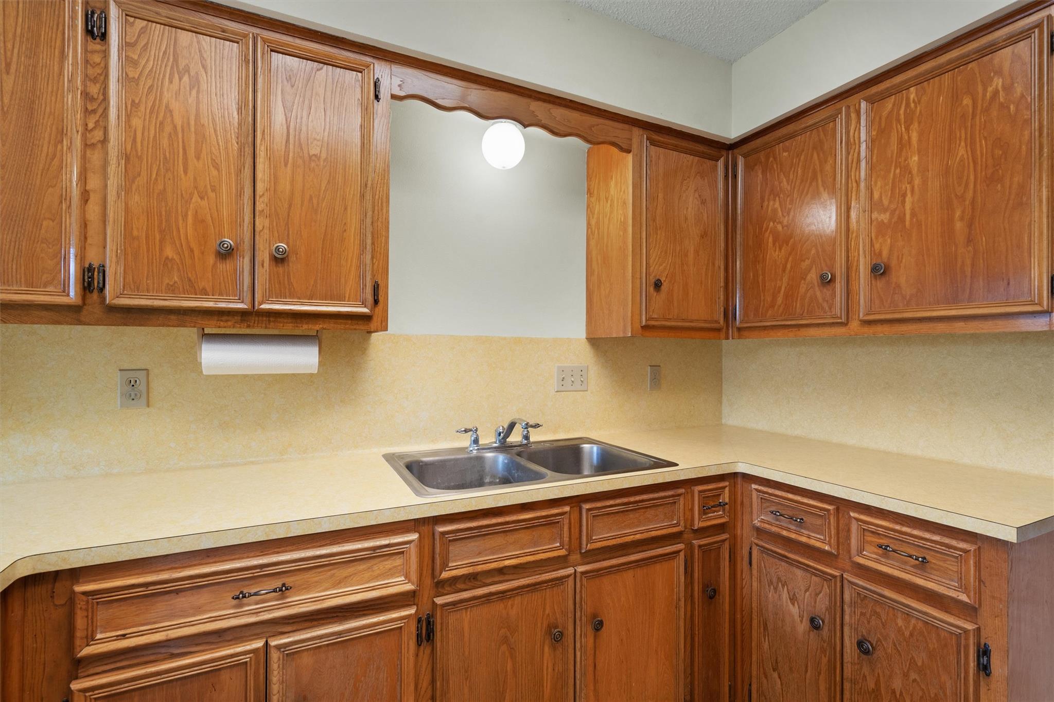 422 Patricia Rd, Georgetown, TX 78628