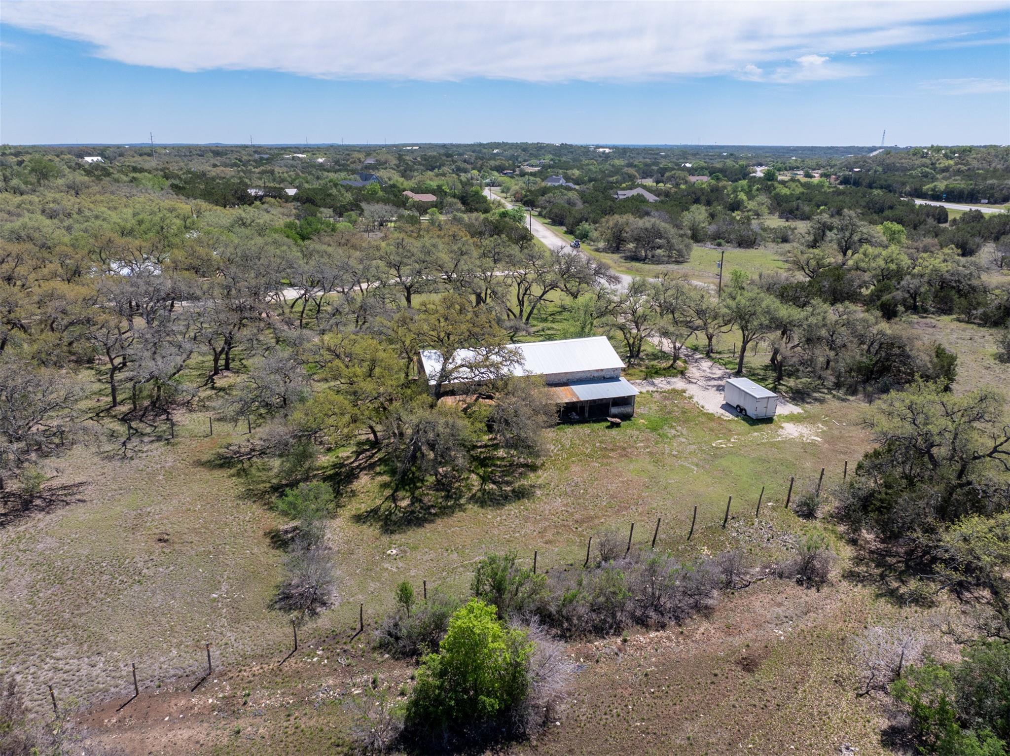 220 Meadowview Dr, Wimberley, TX 78676
