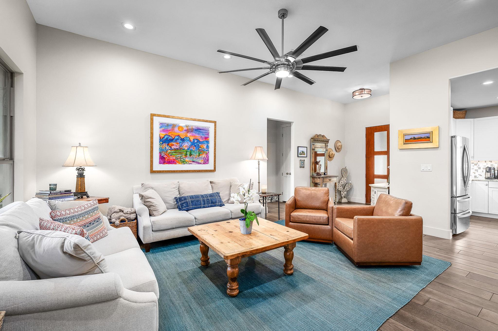 361 Rolling View Ct, Canyon Lake, TX 78133