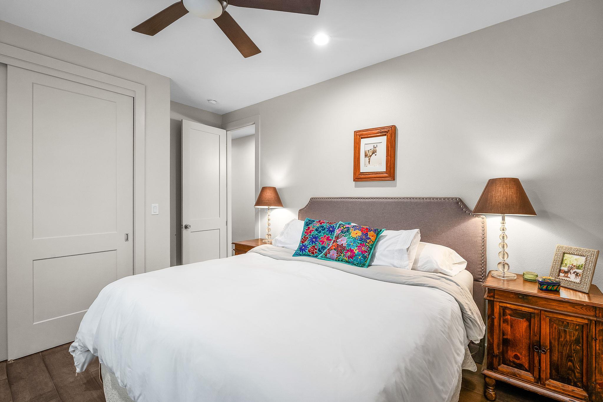 361 Rolling View Ct, Canyon Lake, TX 78133