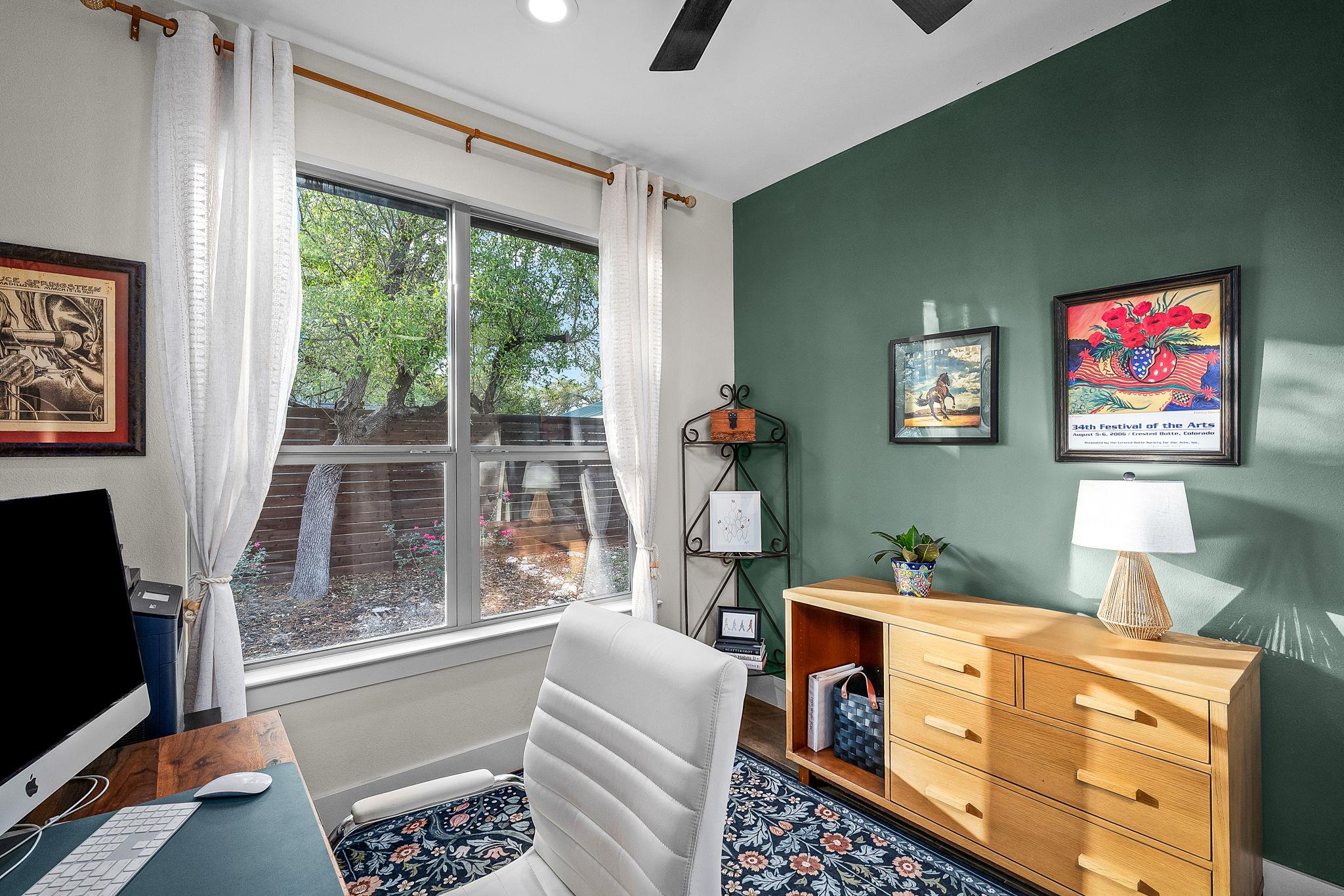 361 Rolling View Ct, Canyon Lake, TX 78133