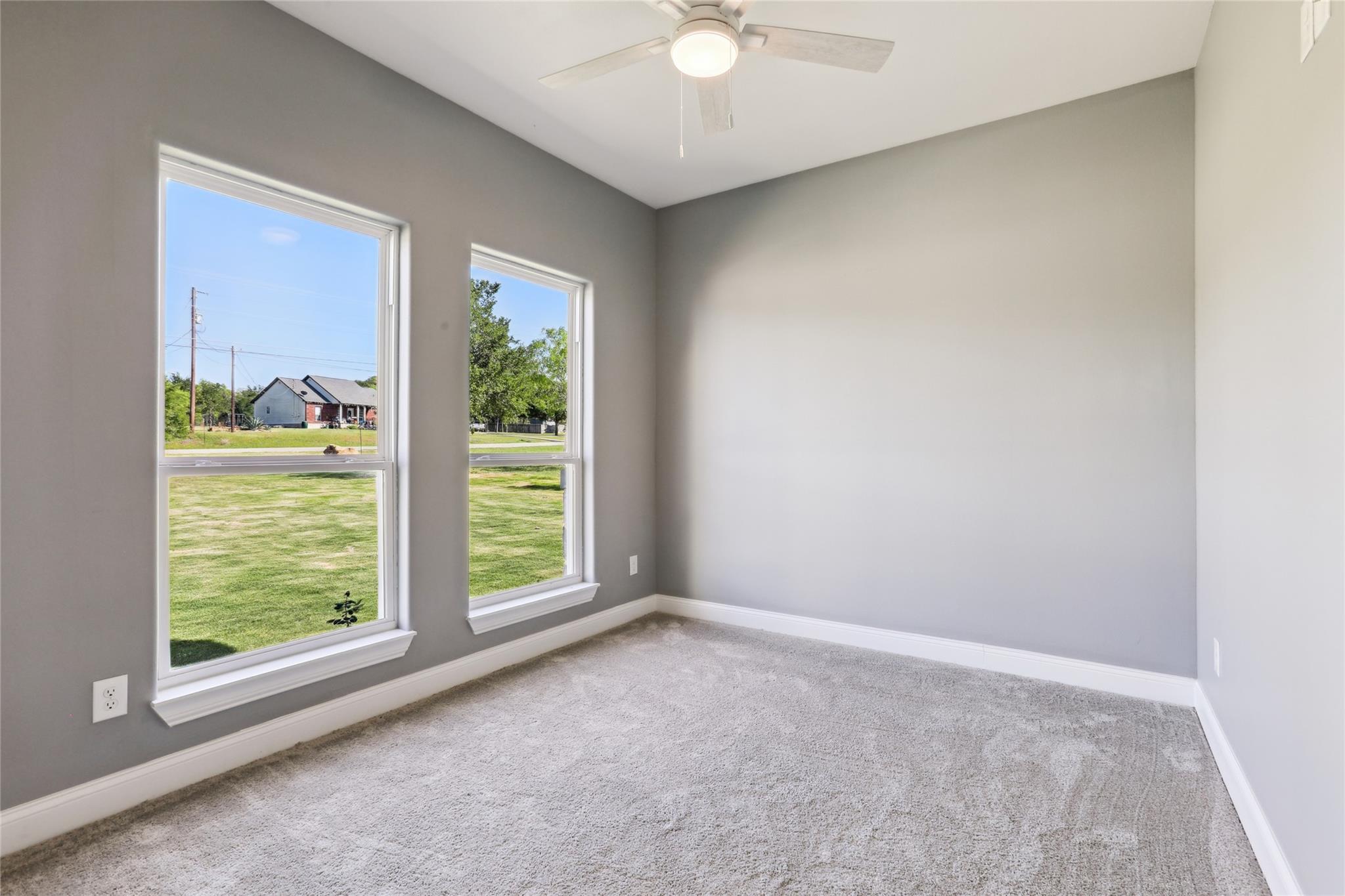 130 Creekwood Trl, Cedar Creek, TX 78612