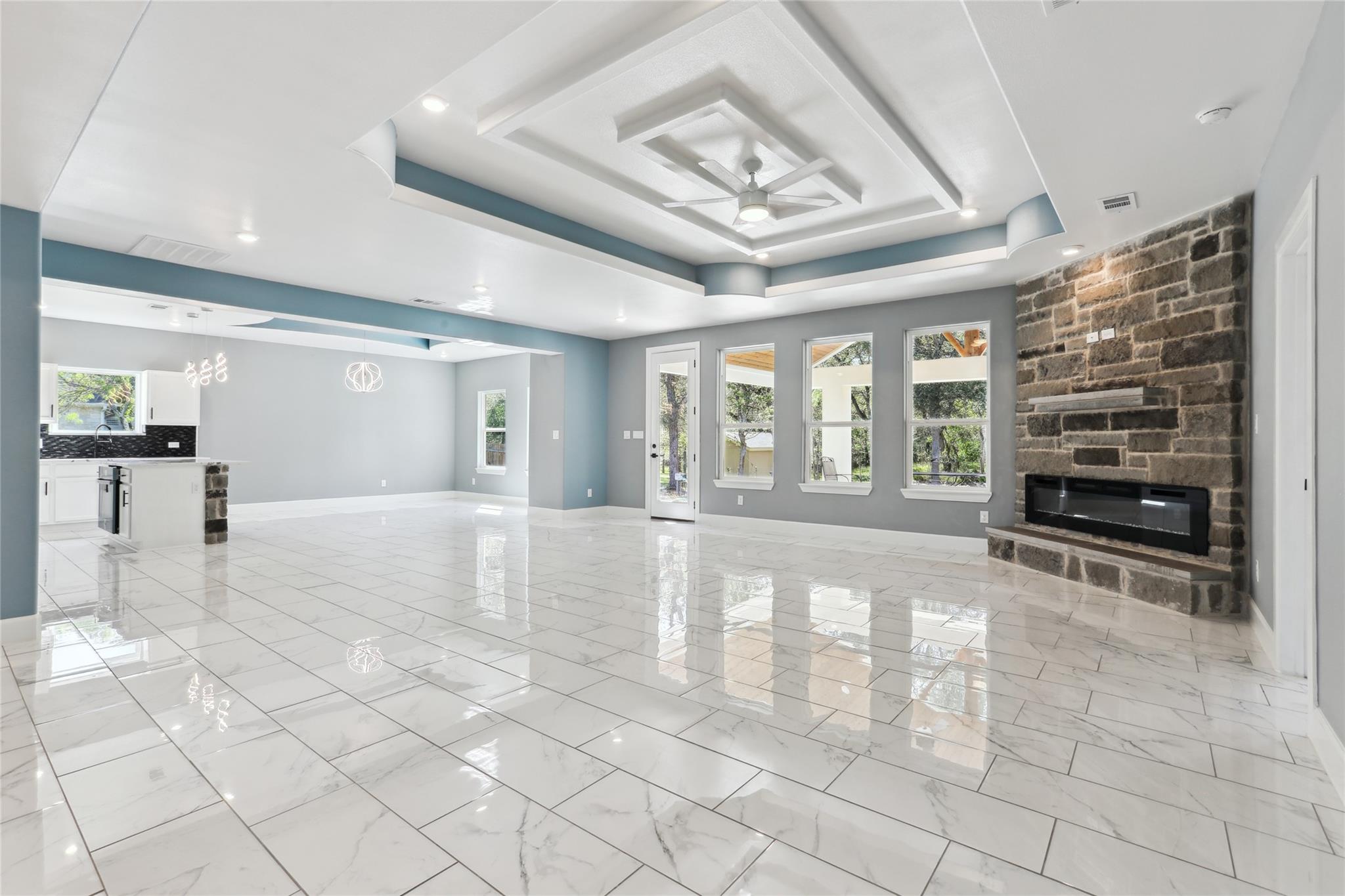 130 Creekwood Trl, Cedar Creek, TX 78612