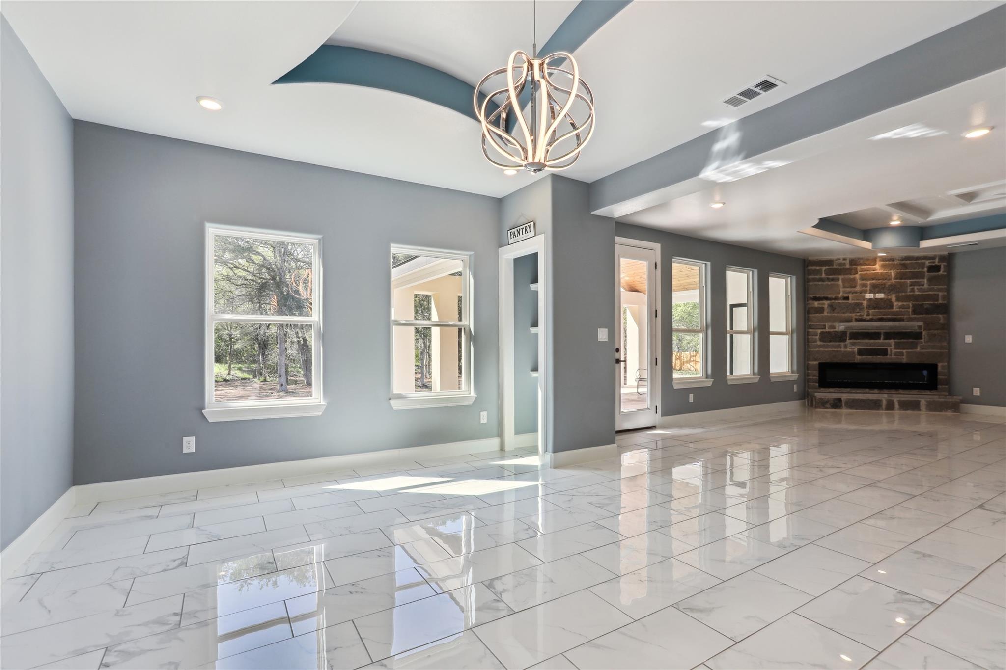 130 Creekwood Trl, Cedar Creek, TX 78612