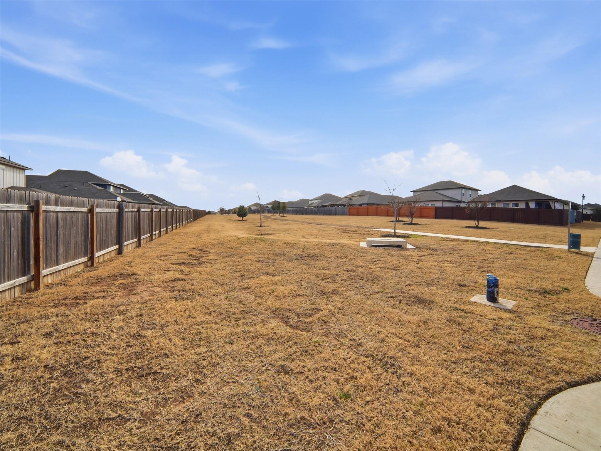 135 Mason Hill Ln, Georgetown, TX 78628