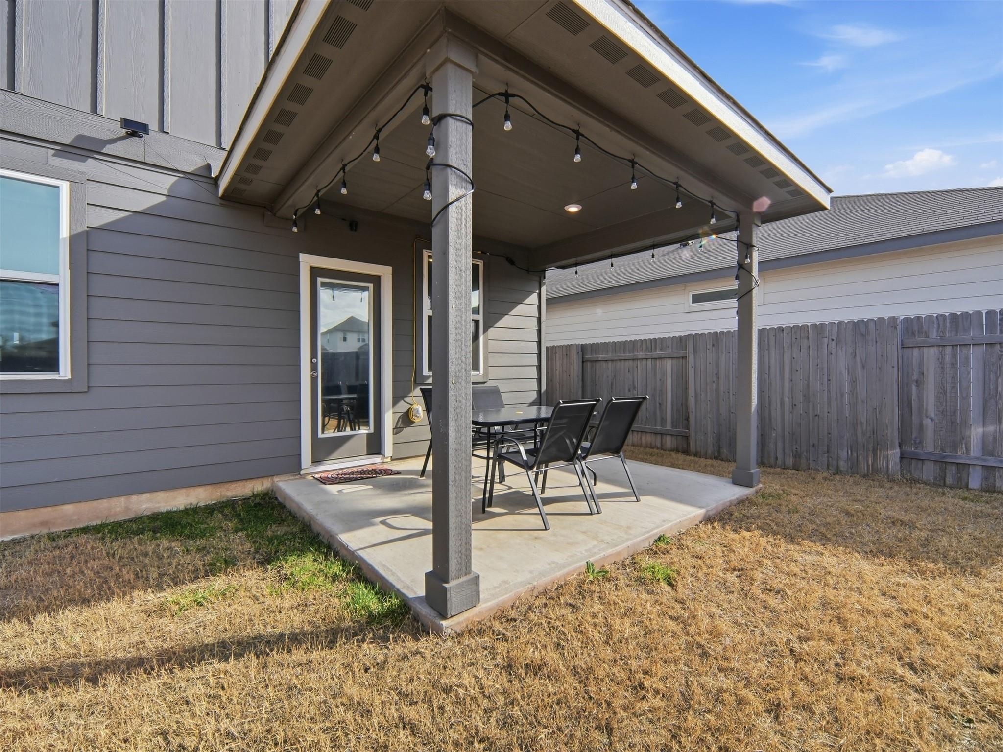 135 Mason Hill Ln, Georgetown, TX 78628