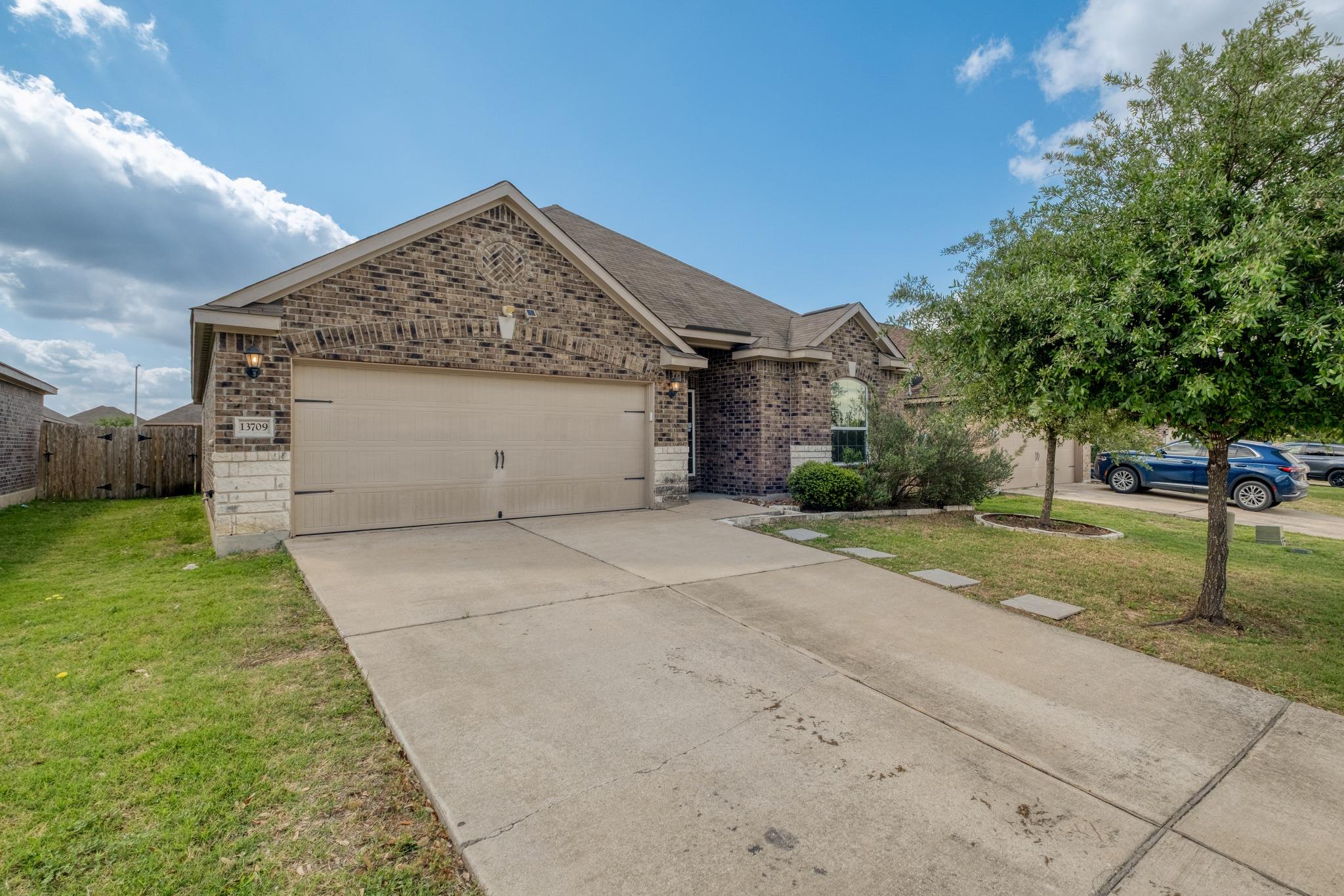 13709 Nelson Houser St, Manor, TX 78653