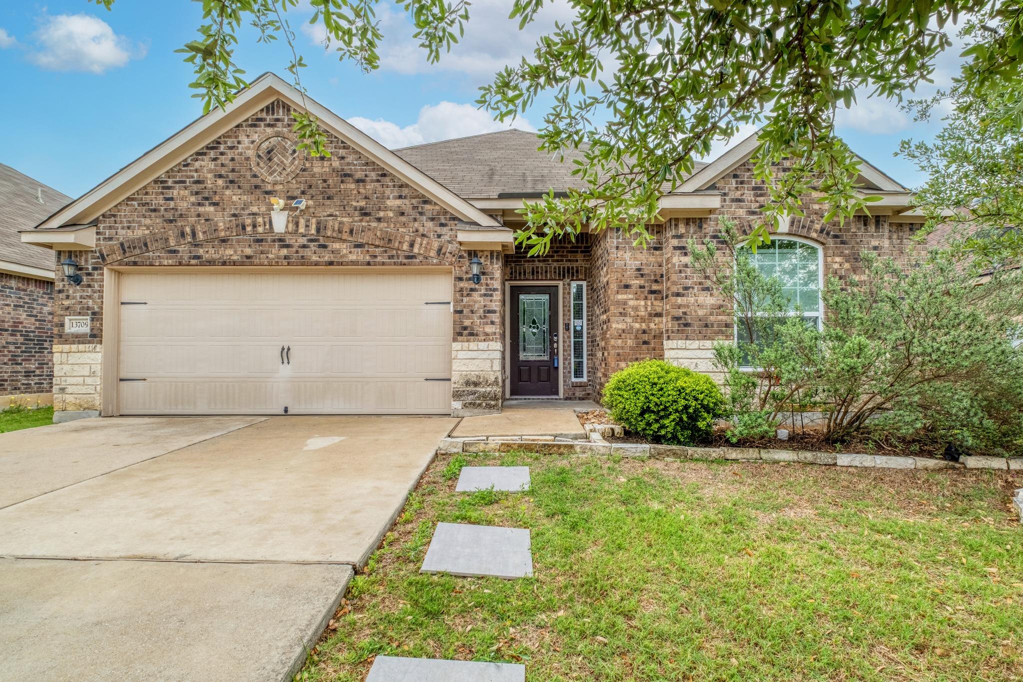 13709 Nelson Houser St, Manor, TX 78653