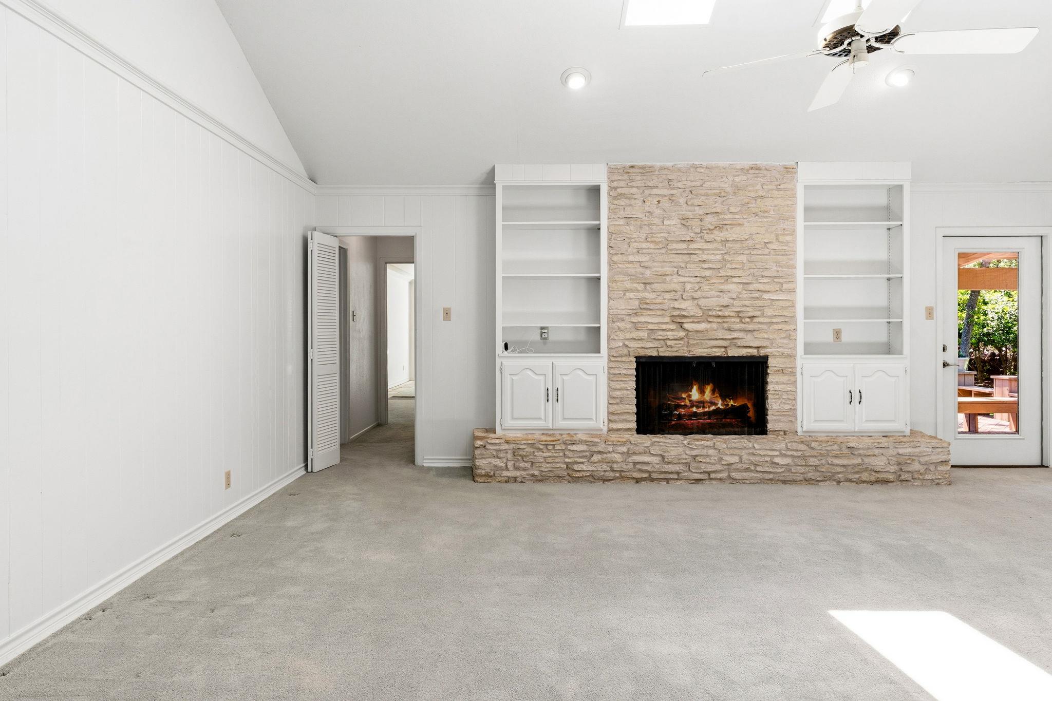 10712 Fountainbleu Cir, Austin, TX 78750