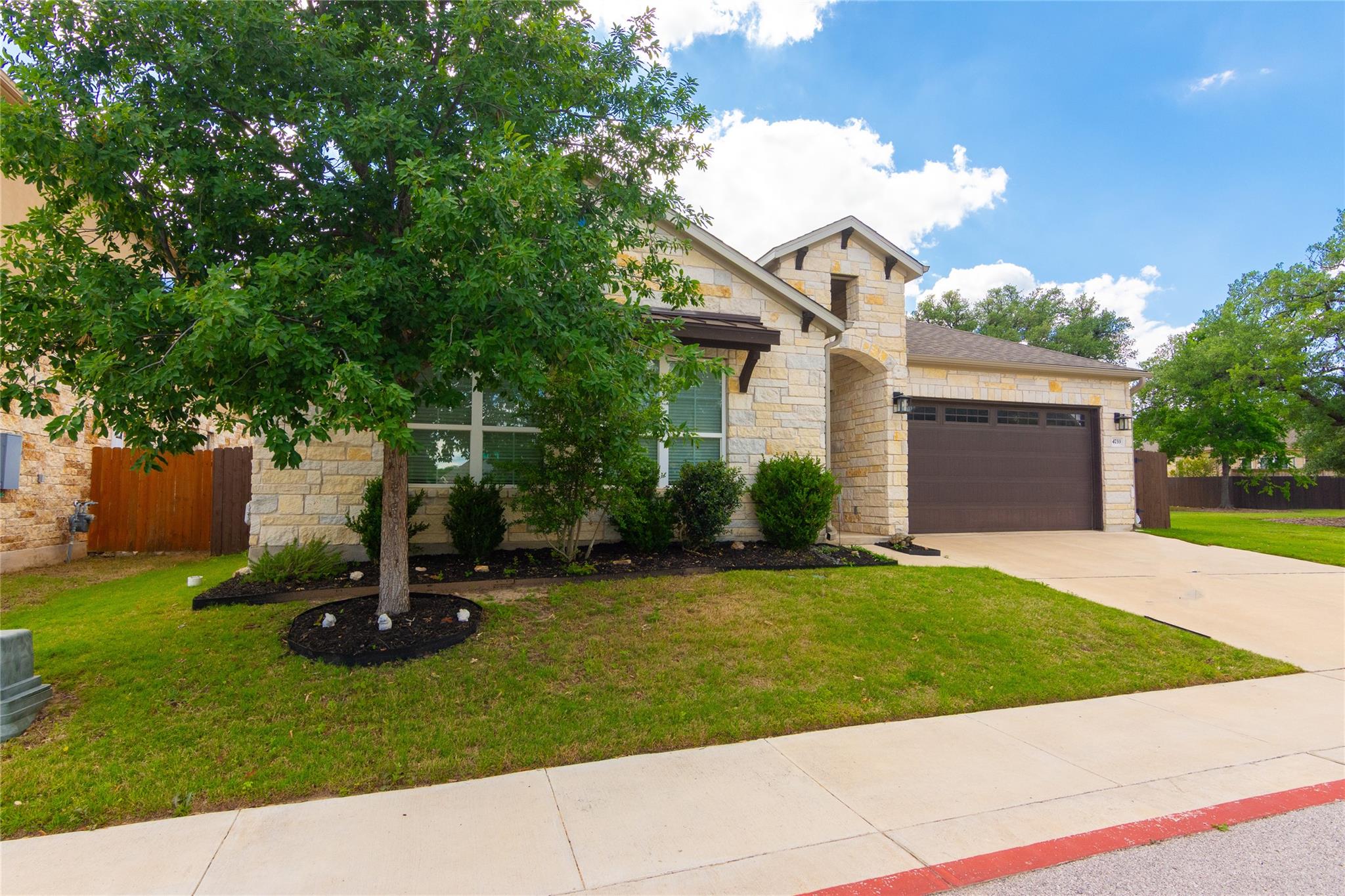 4733 Collins St # 610, Round Rock, TX 78681