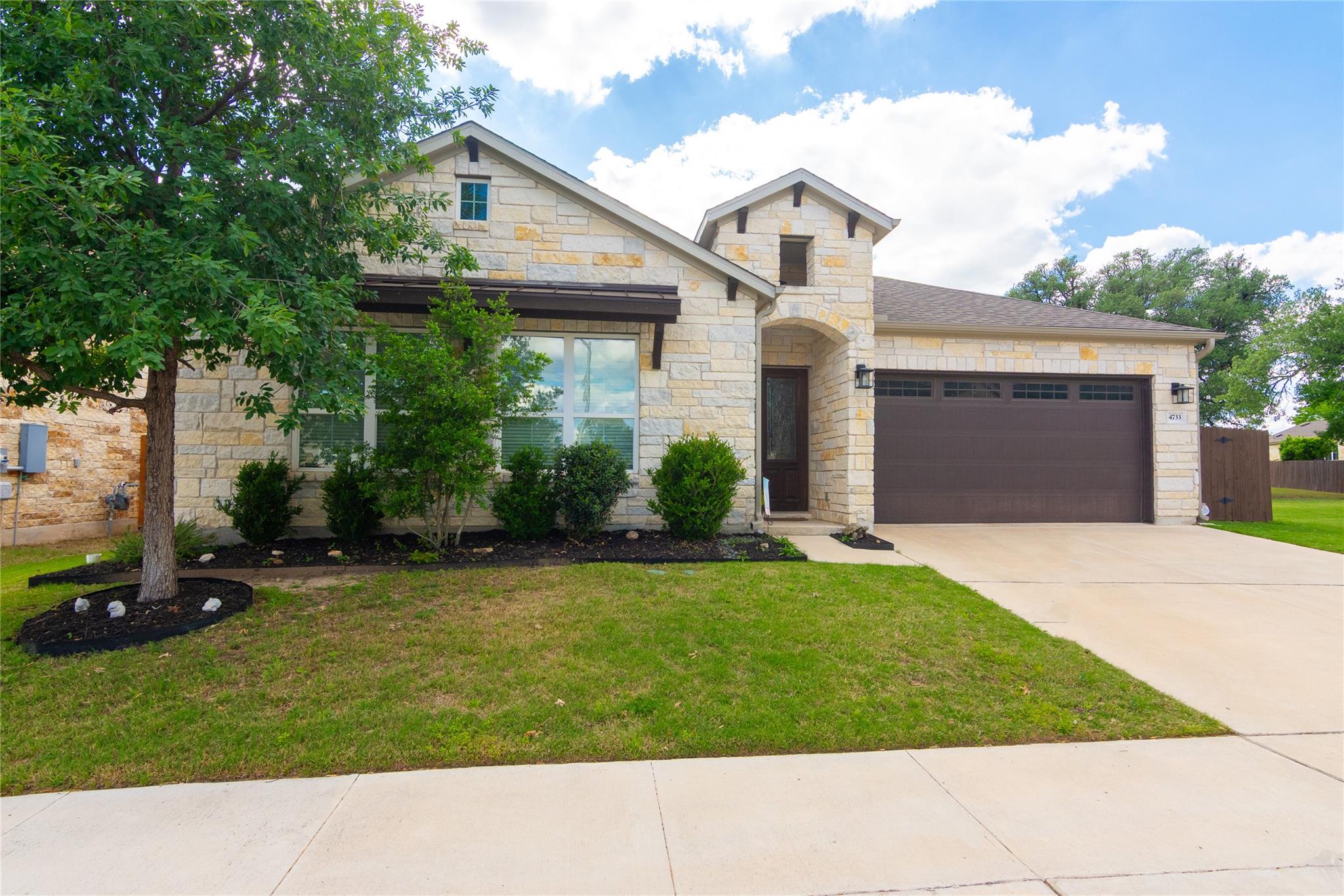 4733 Collins St # 610, Round Rock, TX 78681