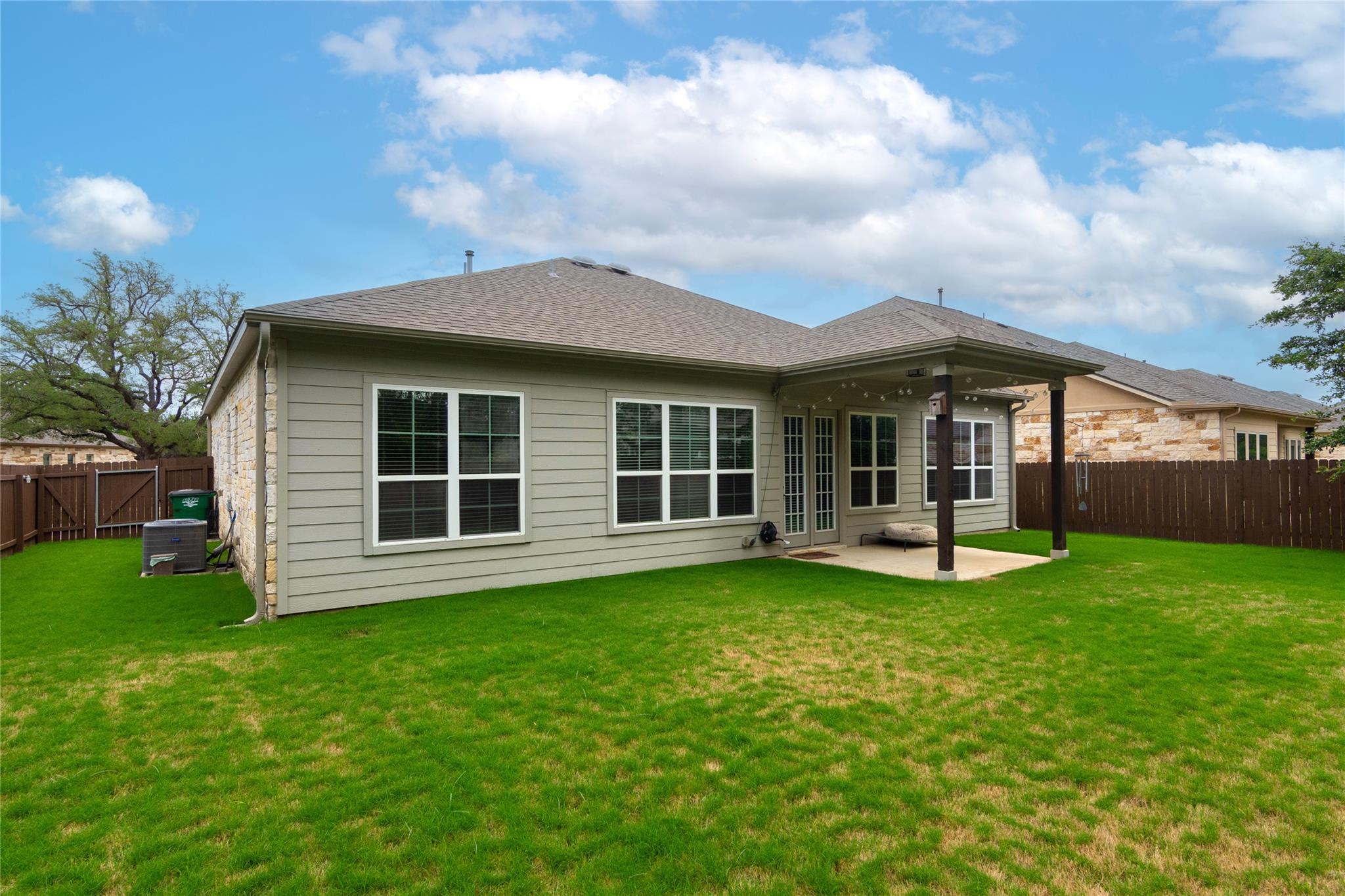 4733 Collins St # 610, Round Rock, TX 78681