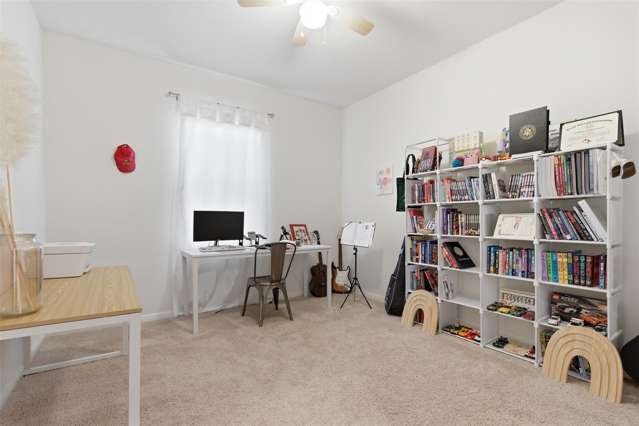 348 Bell Rings Dr, Jarrell, TX 76537