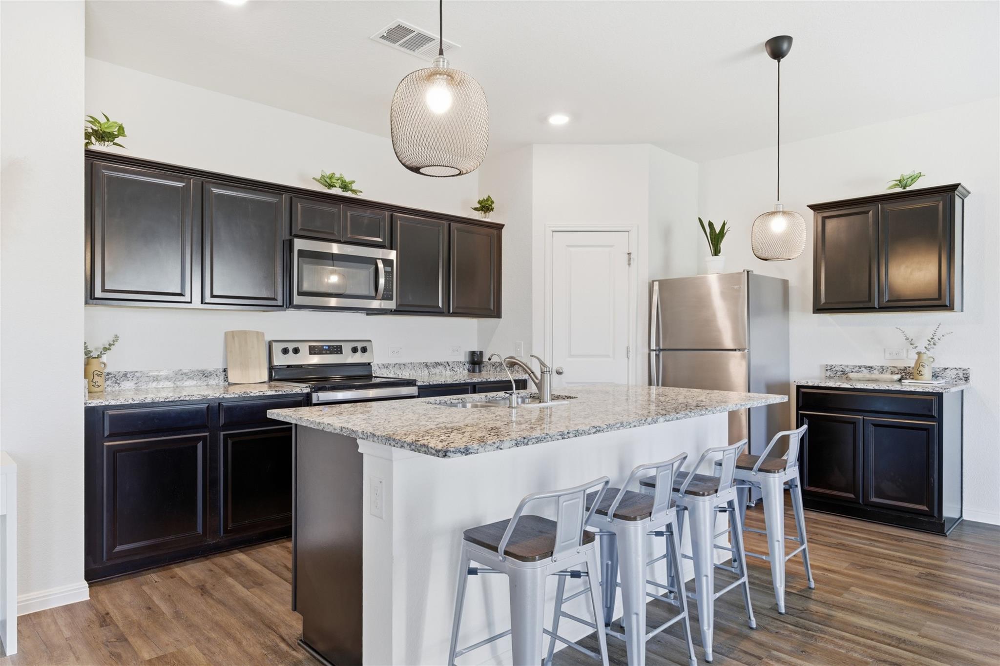 348 Bell Rings Dr, Jarrell, TX 76537