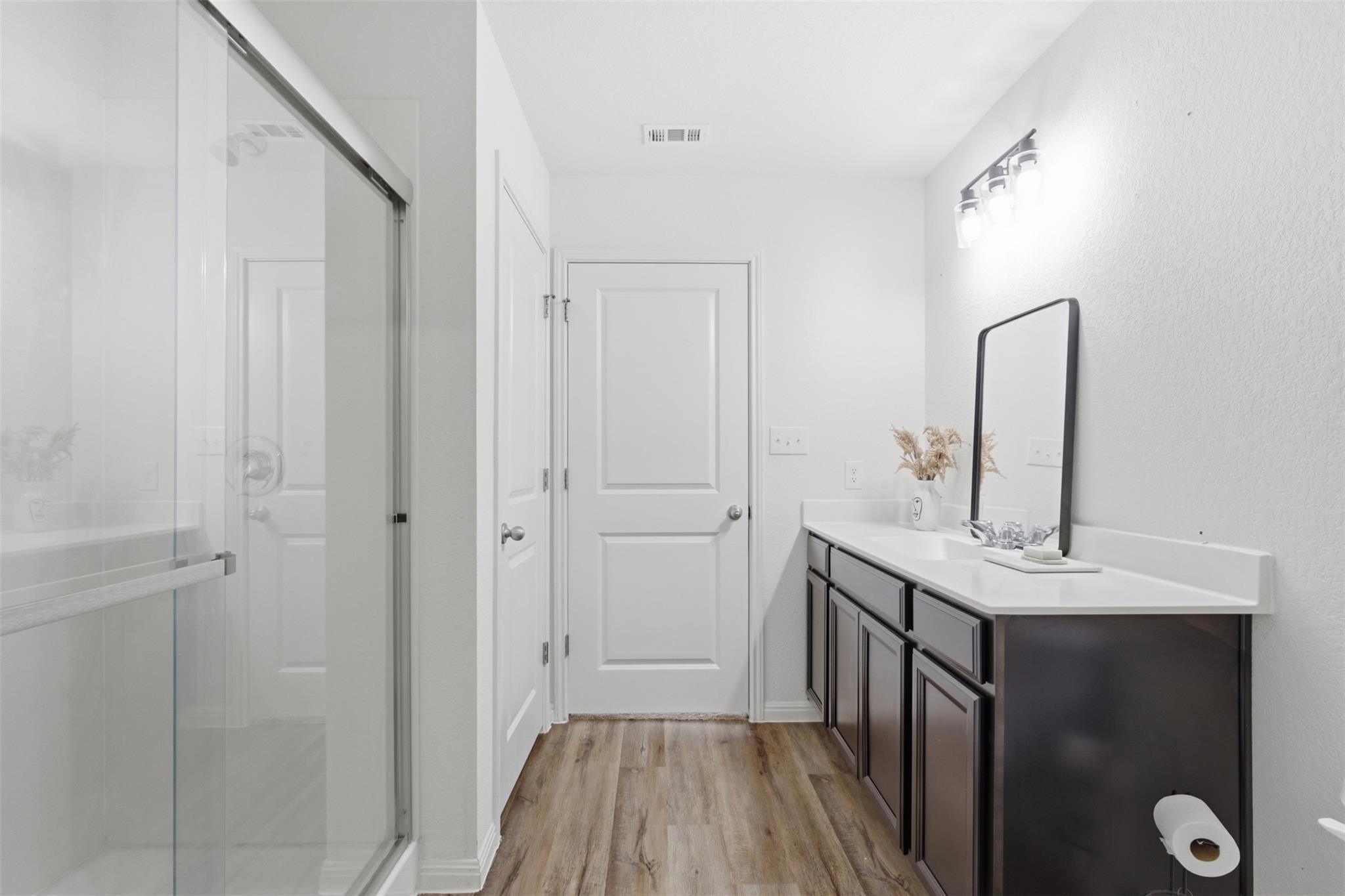 348 Bell Rings Dr, Jarrell, TX 76537