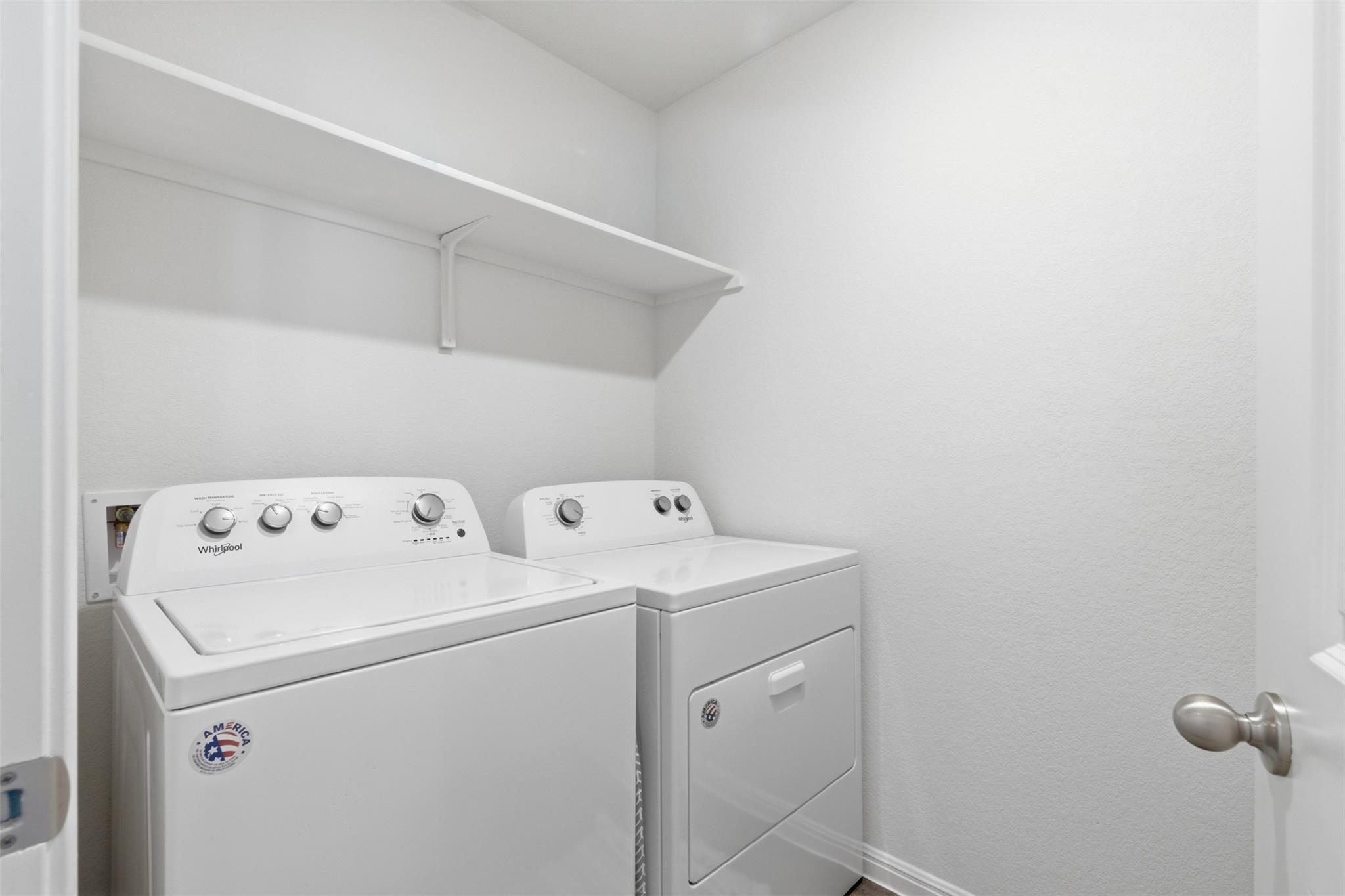 348 Bell Rings Dr, Jarrell, TX 76537