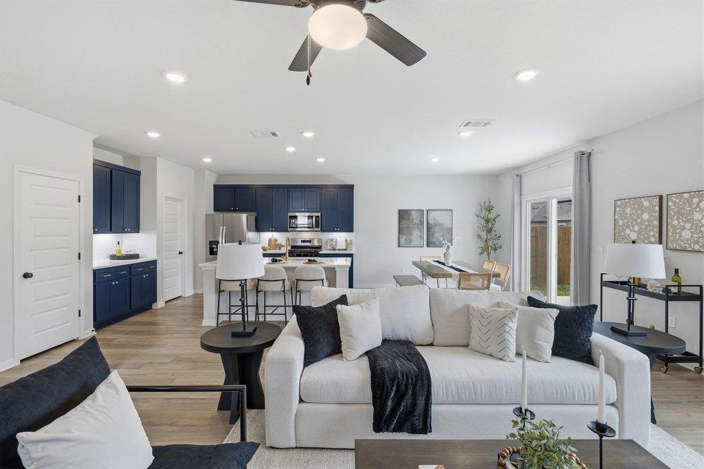 8001 Andravida Dr, Austin, TX 78747