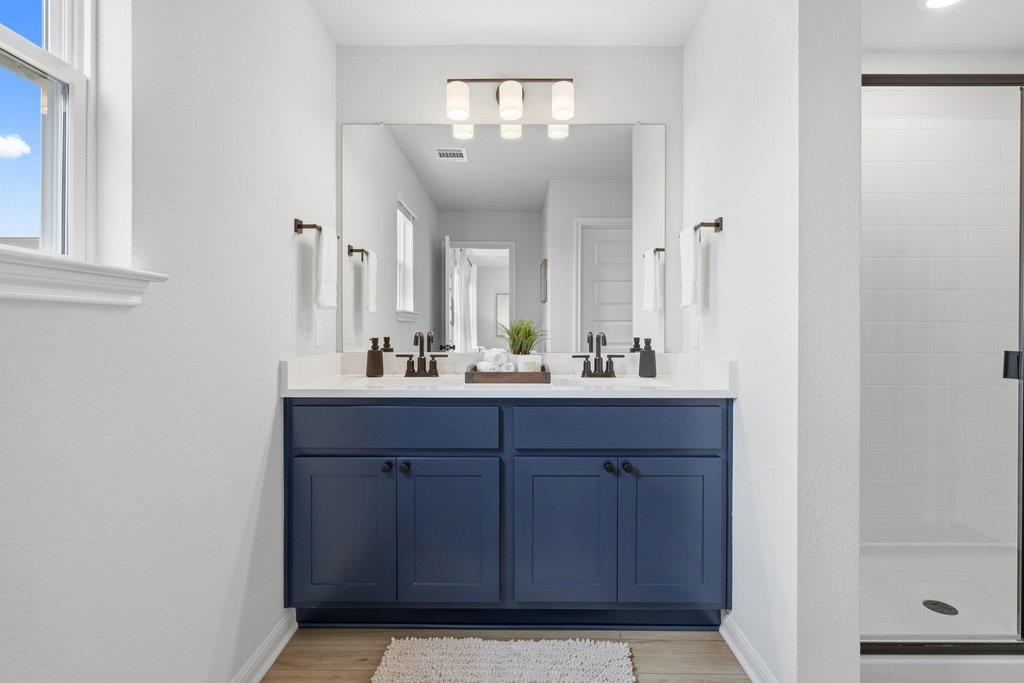 8001 Andravida Dr, Austin, TX 78747