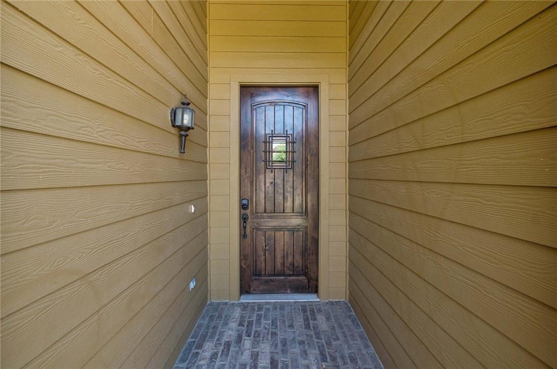 375 Enchanted Woods Trl, Buda, TX 78610