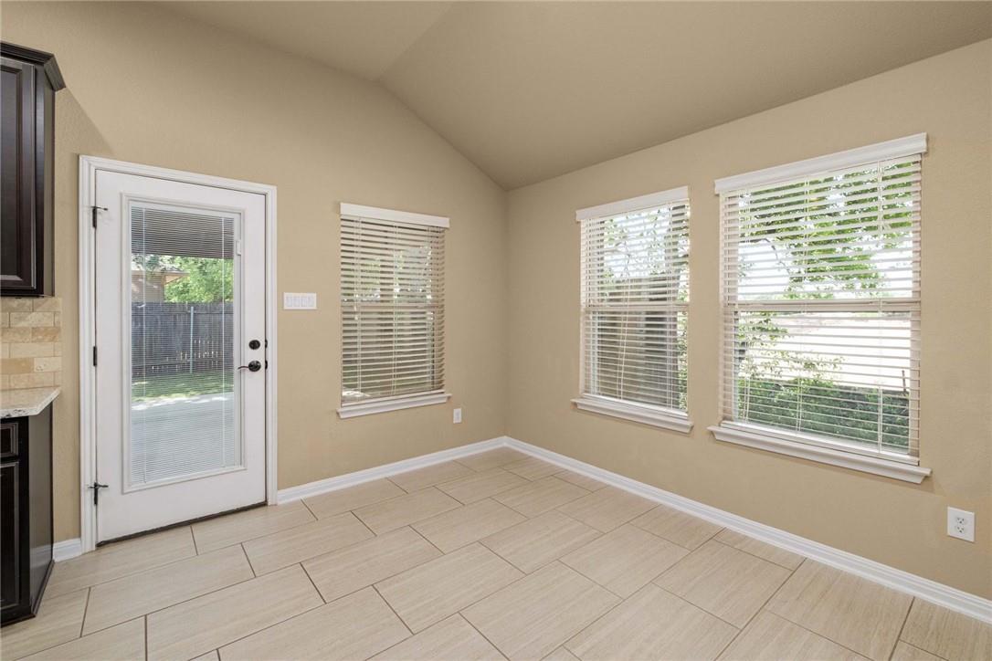 375 Enchanted Woods Trl, Buda, TX 78610