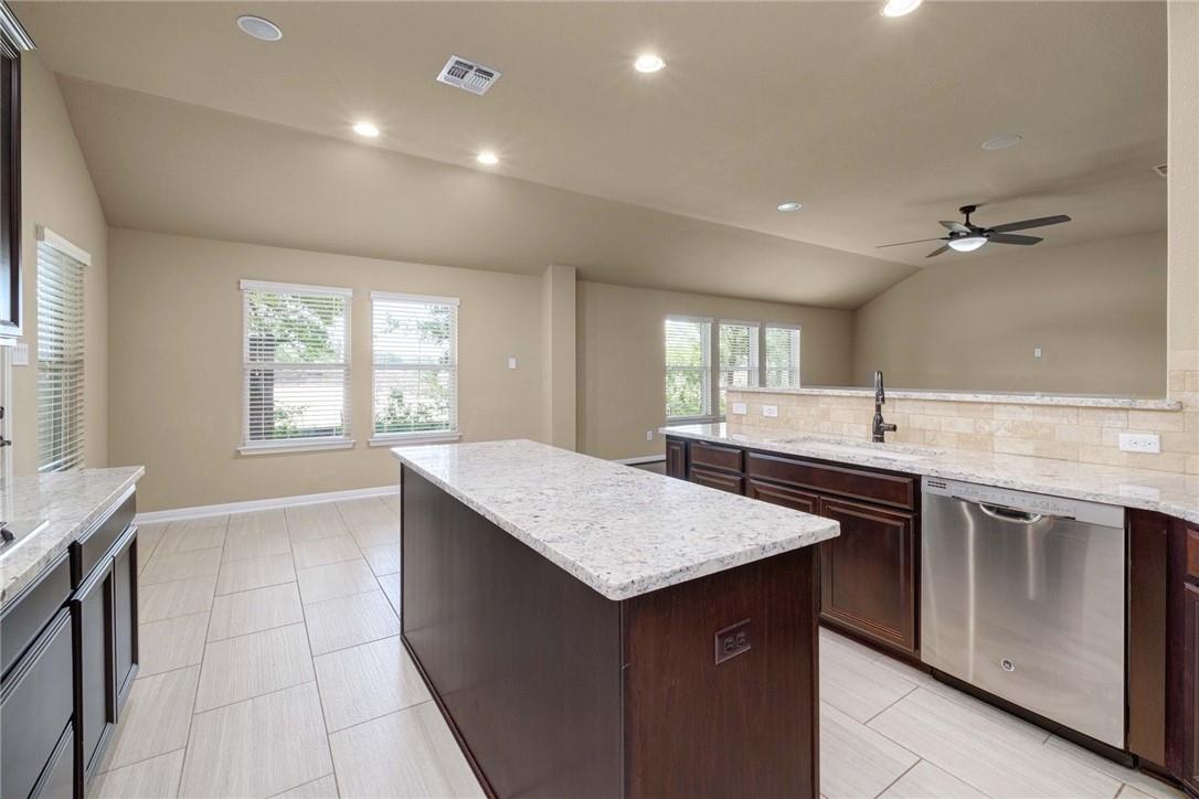 375 Enchanted Woods Trl, Buda, TX 78610