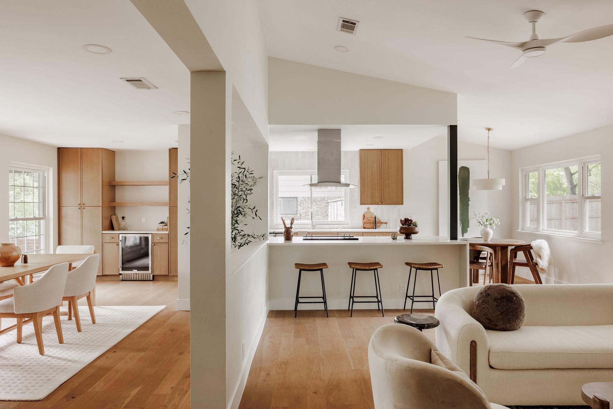 2401 Vassal Dr, Austin, TX 78748