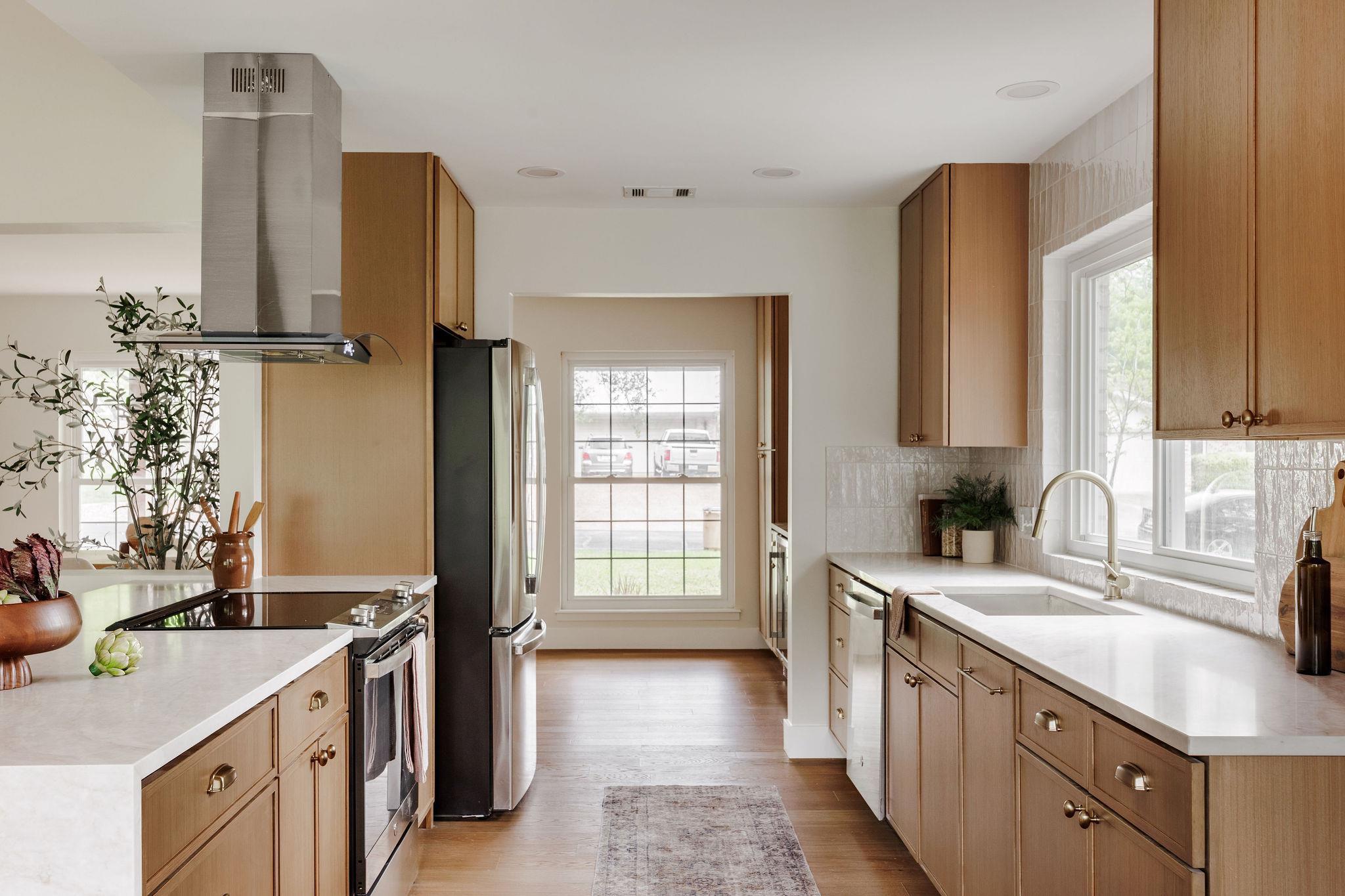 2401 Vassal Dr, Austin, TX 78748