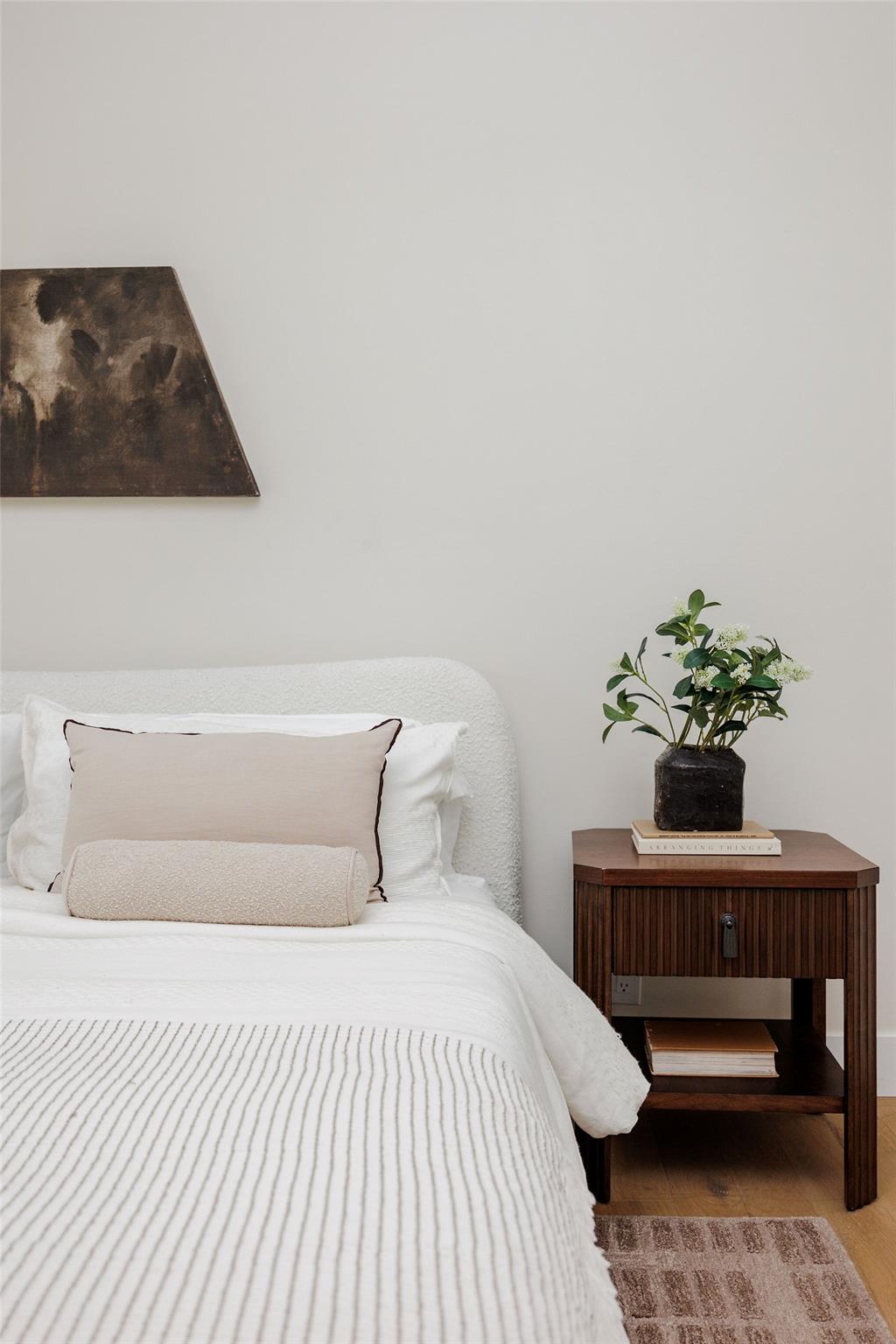 2401 Vassal Dr, Austin, TX 78748