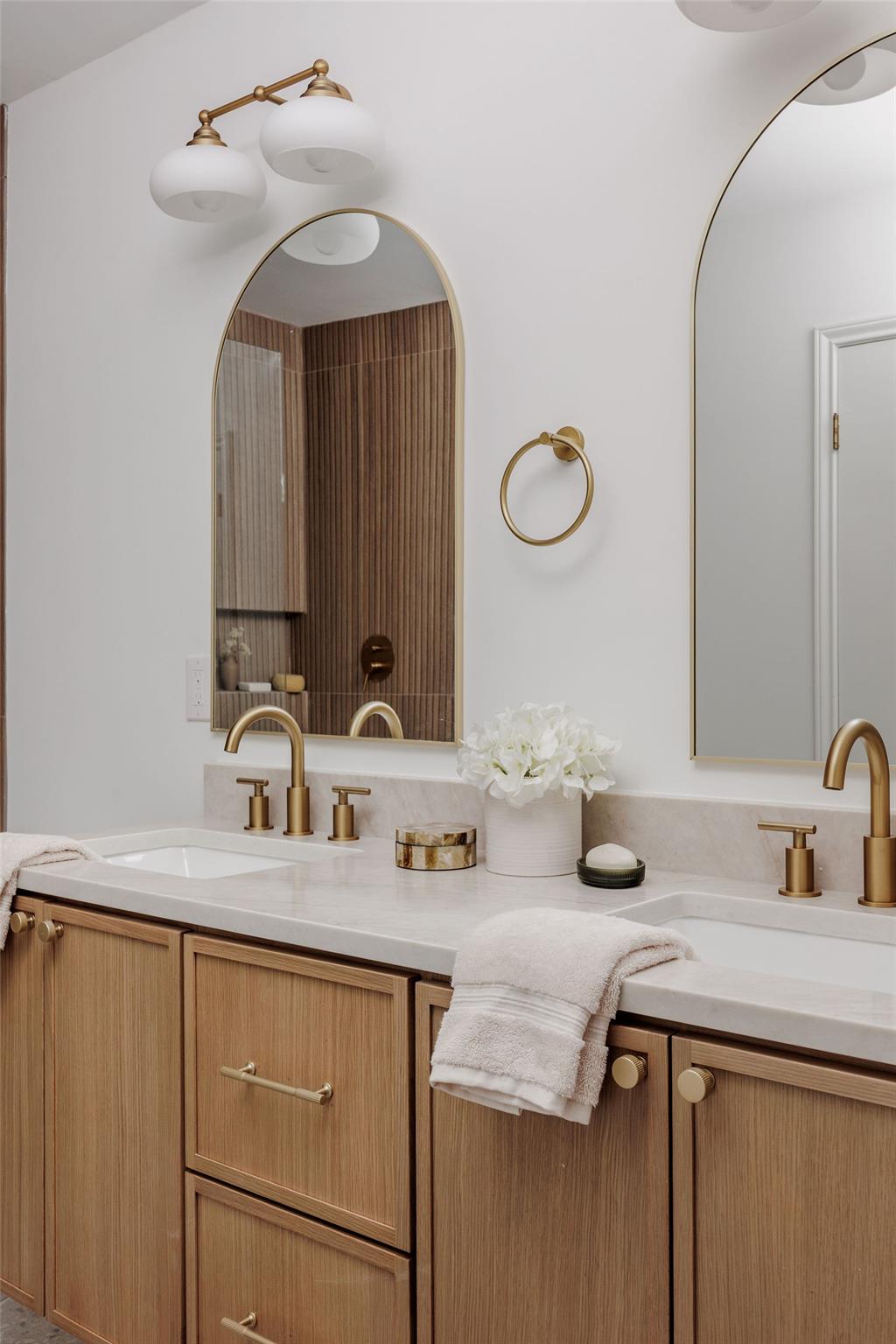 2401 Vassal Dr, Austin, TX 78748