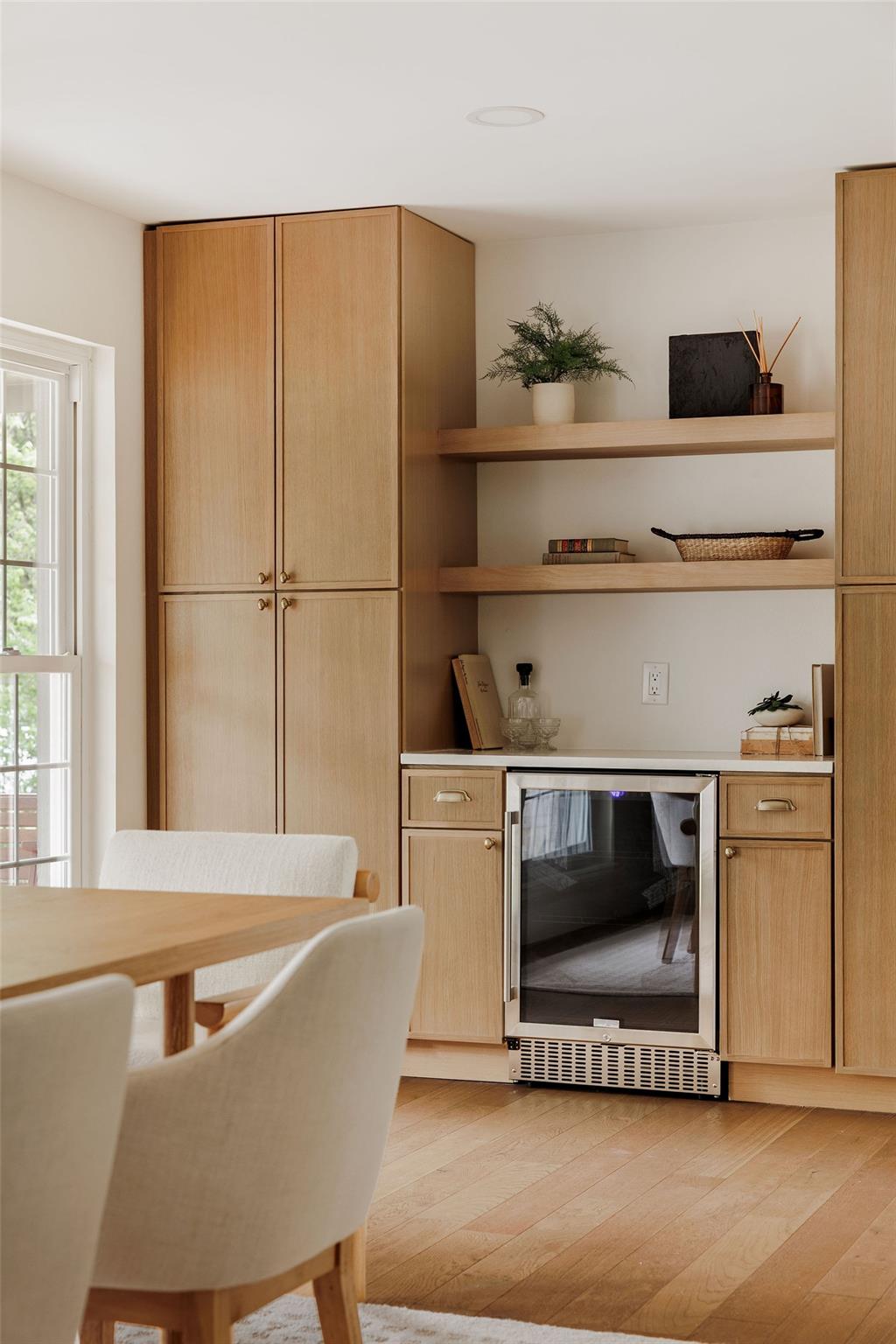 2401 Vassal Dr, Austin, TX 78748