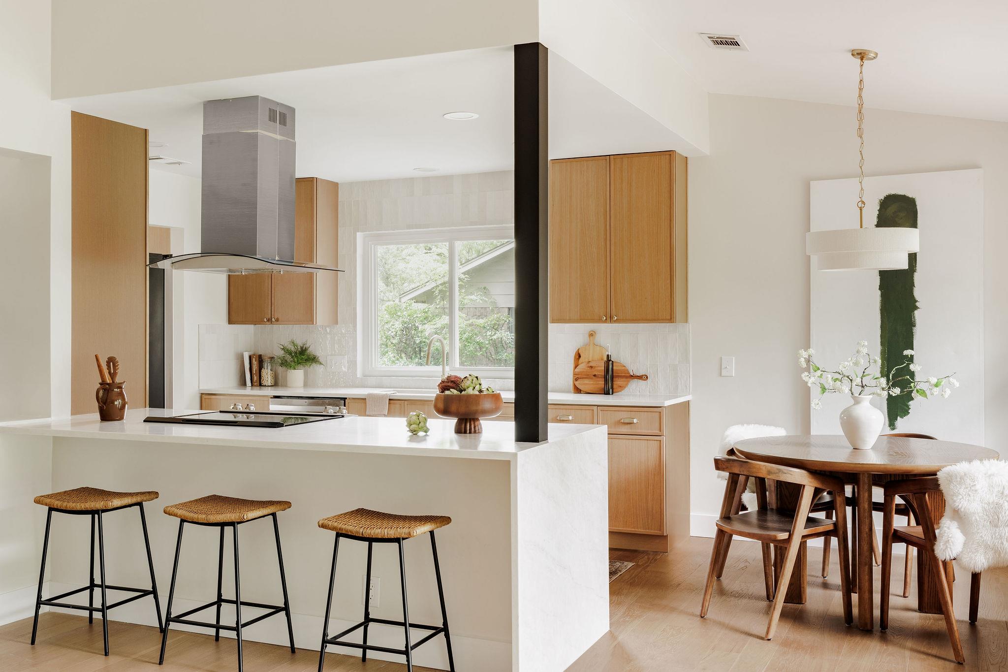 2401 Vassal Dr, Austin, TX 78748