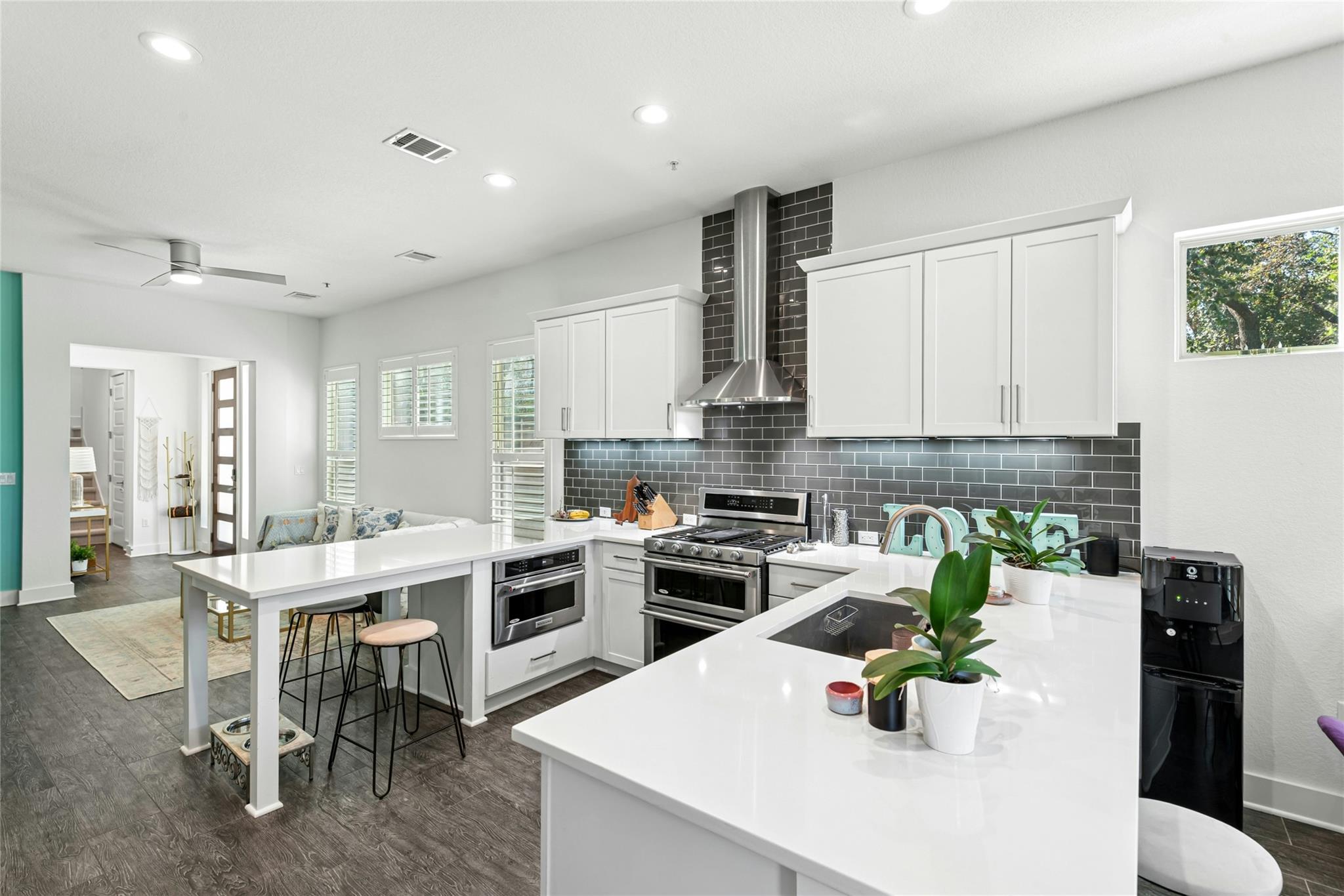 404 W Alpine Rd # 17, Austin, TX 78704