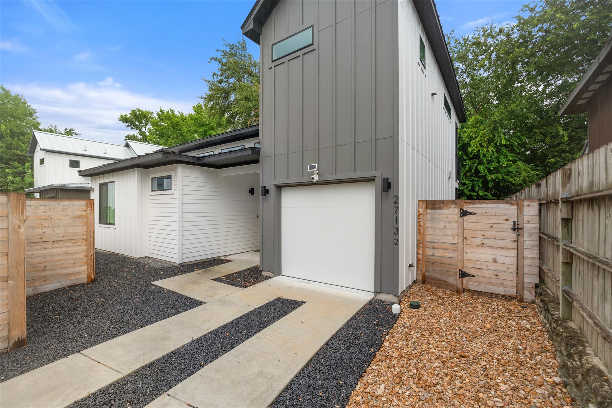 2713 Stacy Ln # 2, Austin, TX 78704