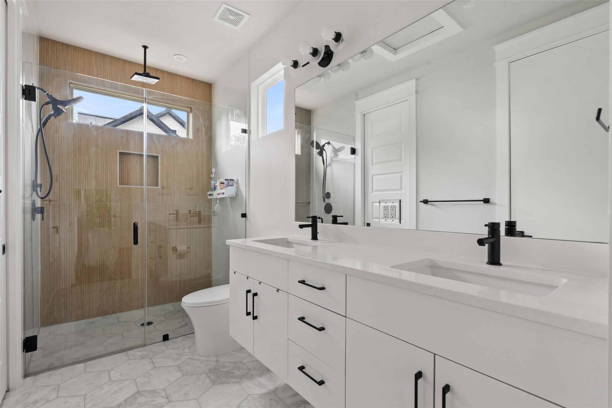 2713 Stacy Ln # 2, Austin, TX 78704