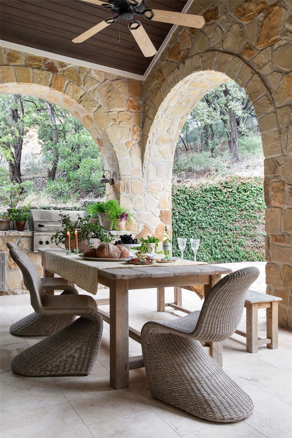 600 Logans Ln, Austin, TX 78746