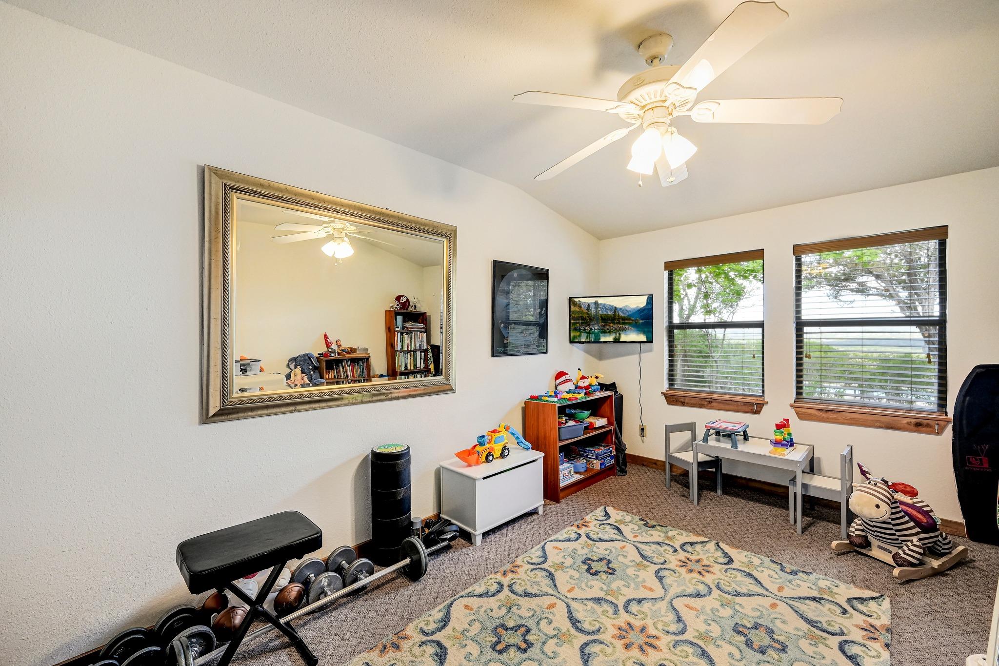 900 Box Canyon Rd, Wimberley, TX 78676