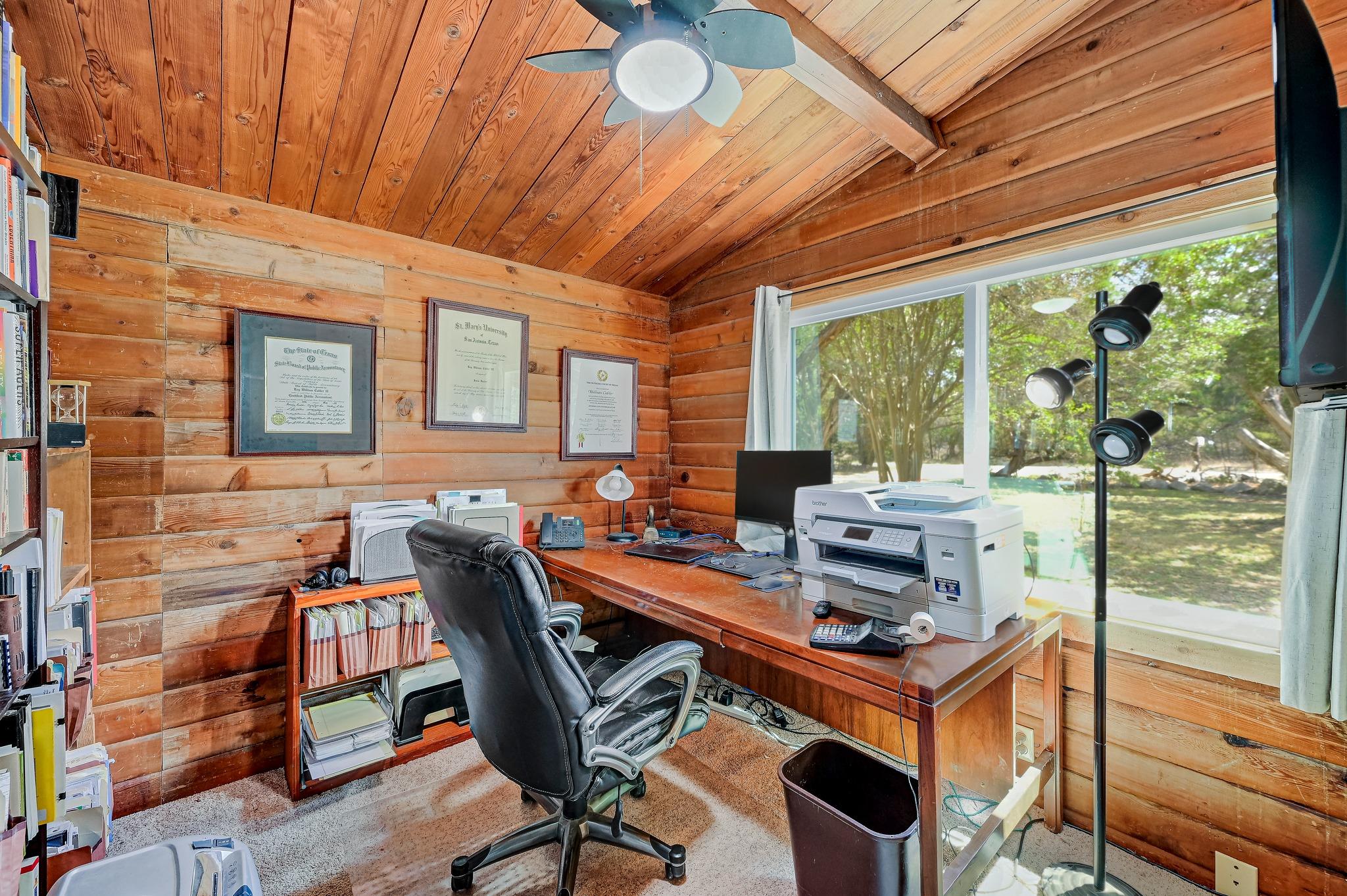 900 Box Canyon Rd, Wimberley, TX 78676