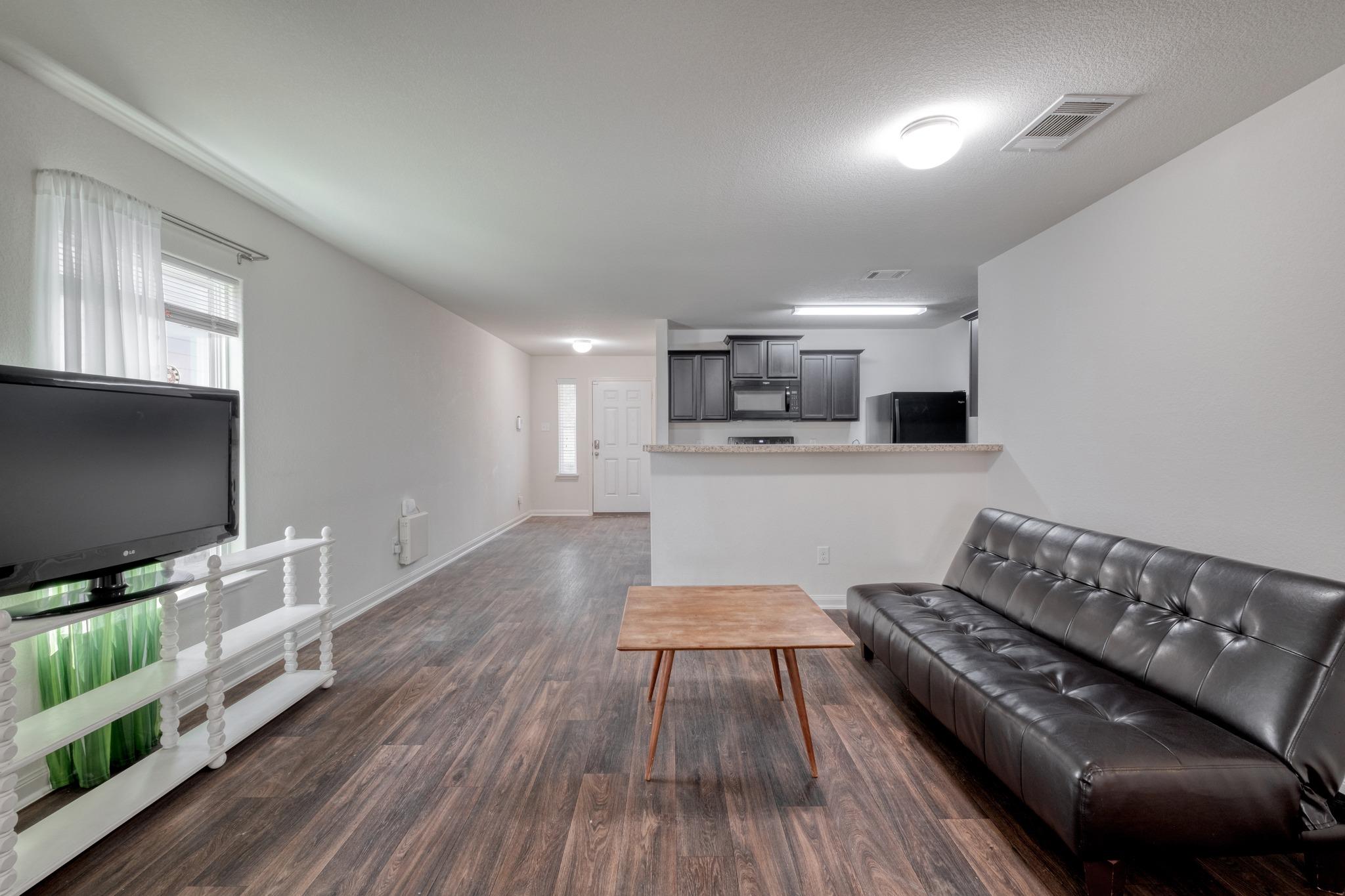 1436 Breanna Ln, Kyle, TX 78640