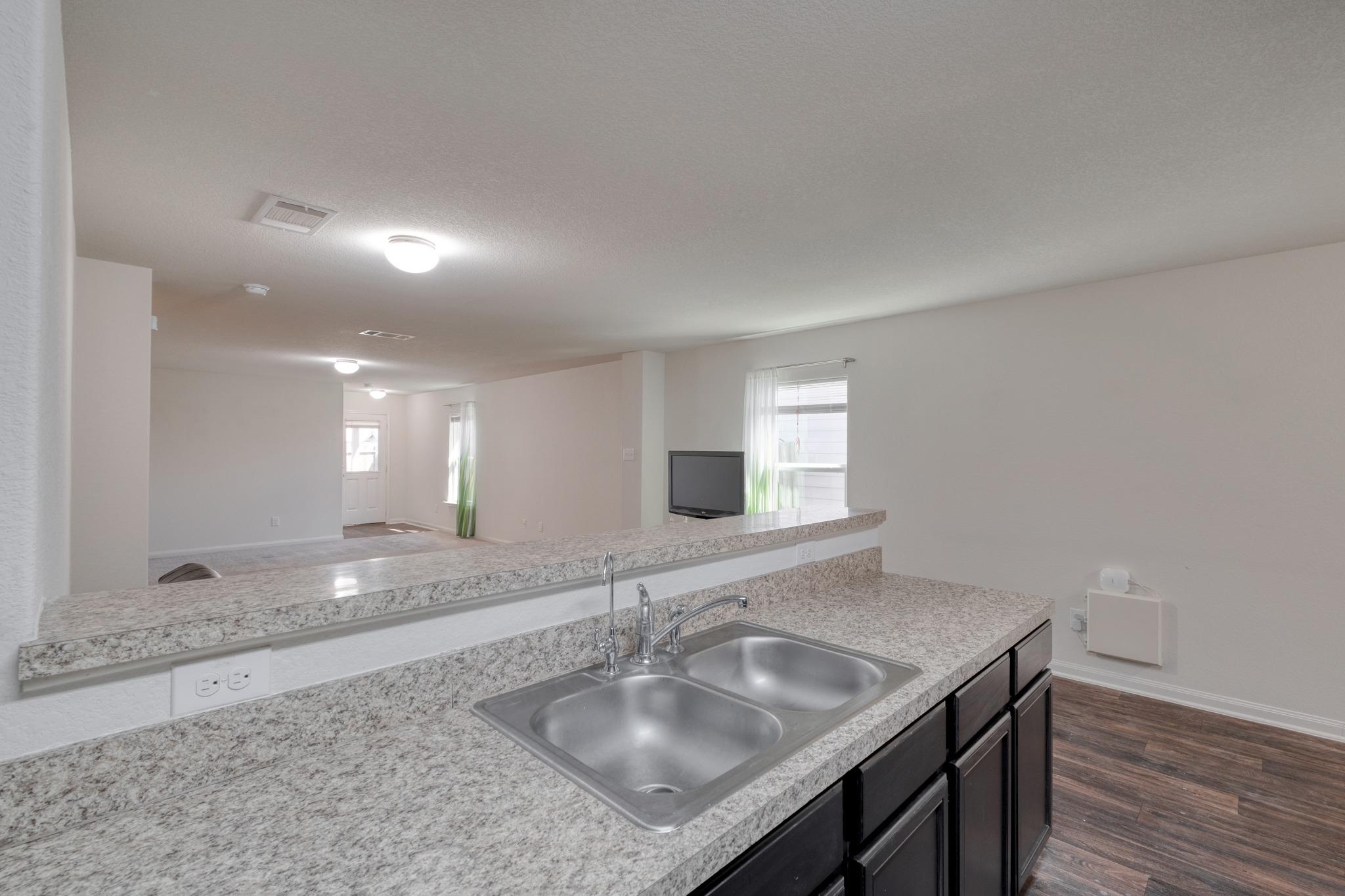 1436 Breanna Ln, Kyle, TX 78640