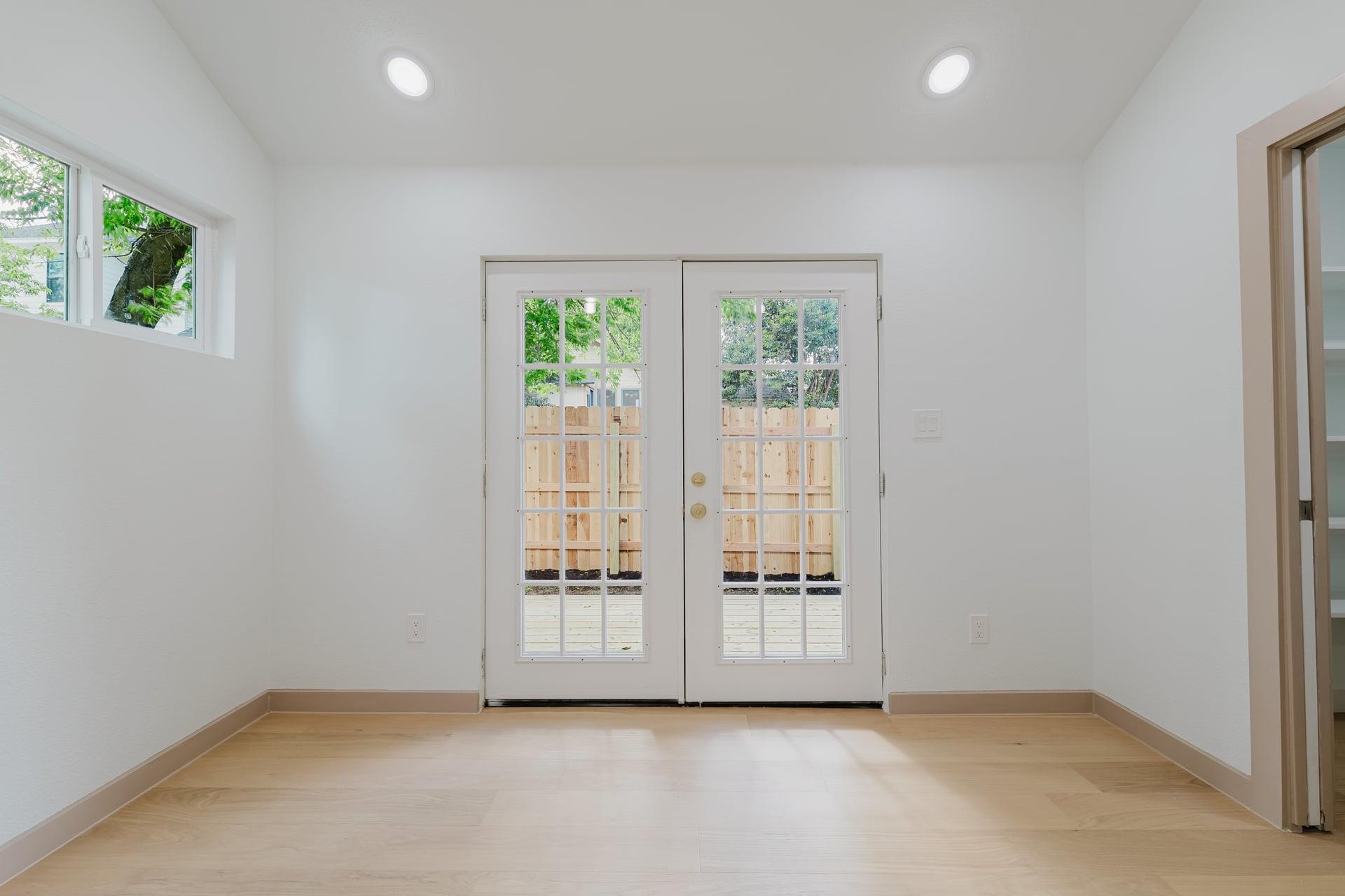 1905 E 21 St, Austin, TX 78722