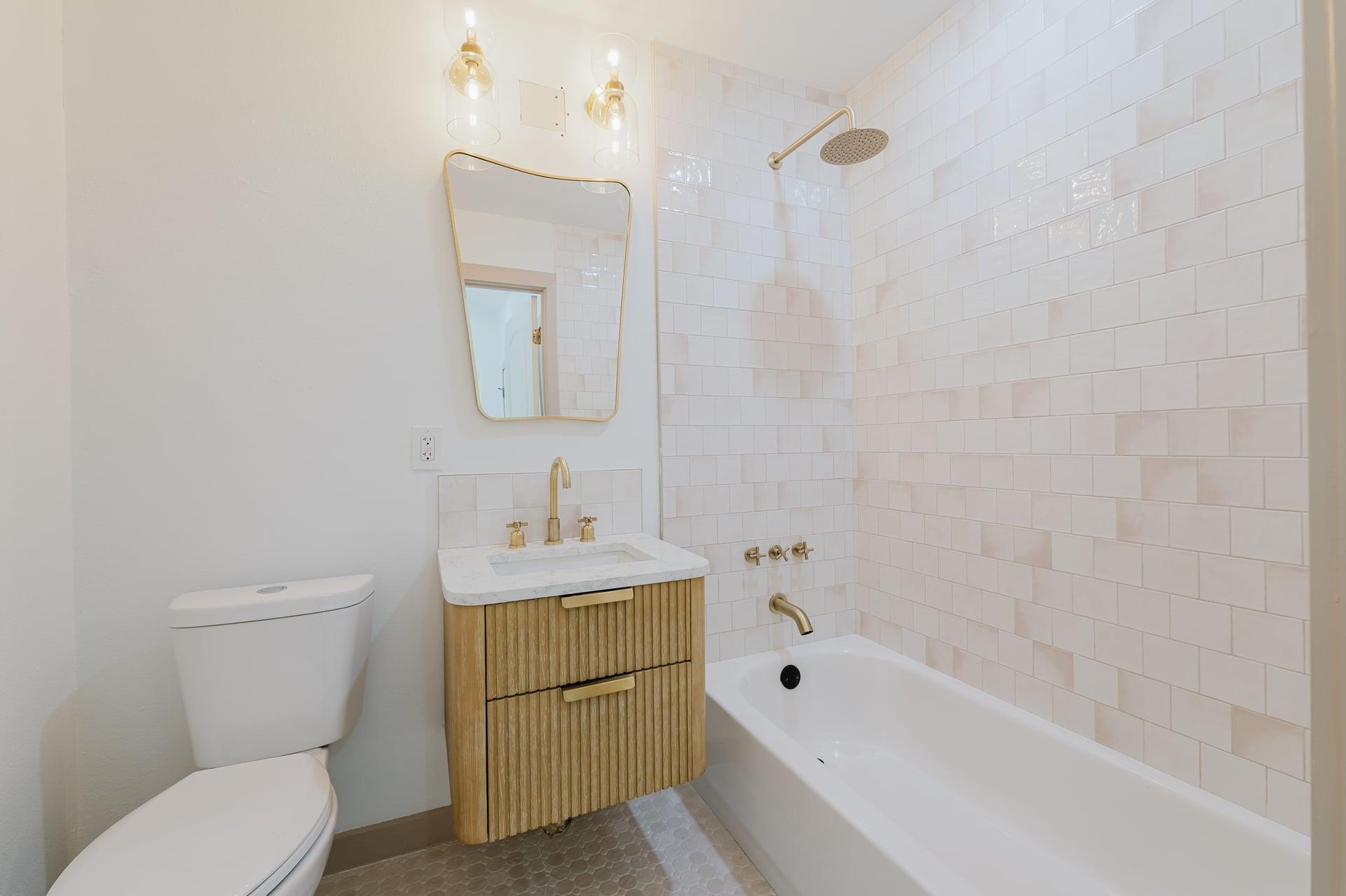 1905 E 21 St, Austin, TX 78722